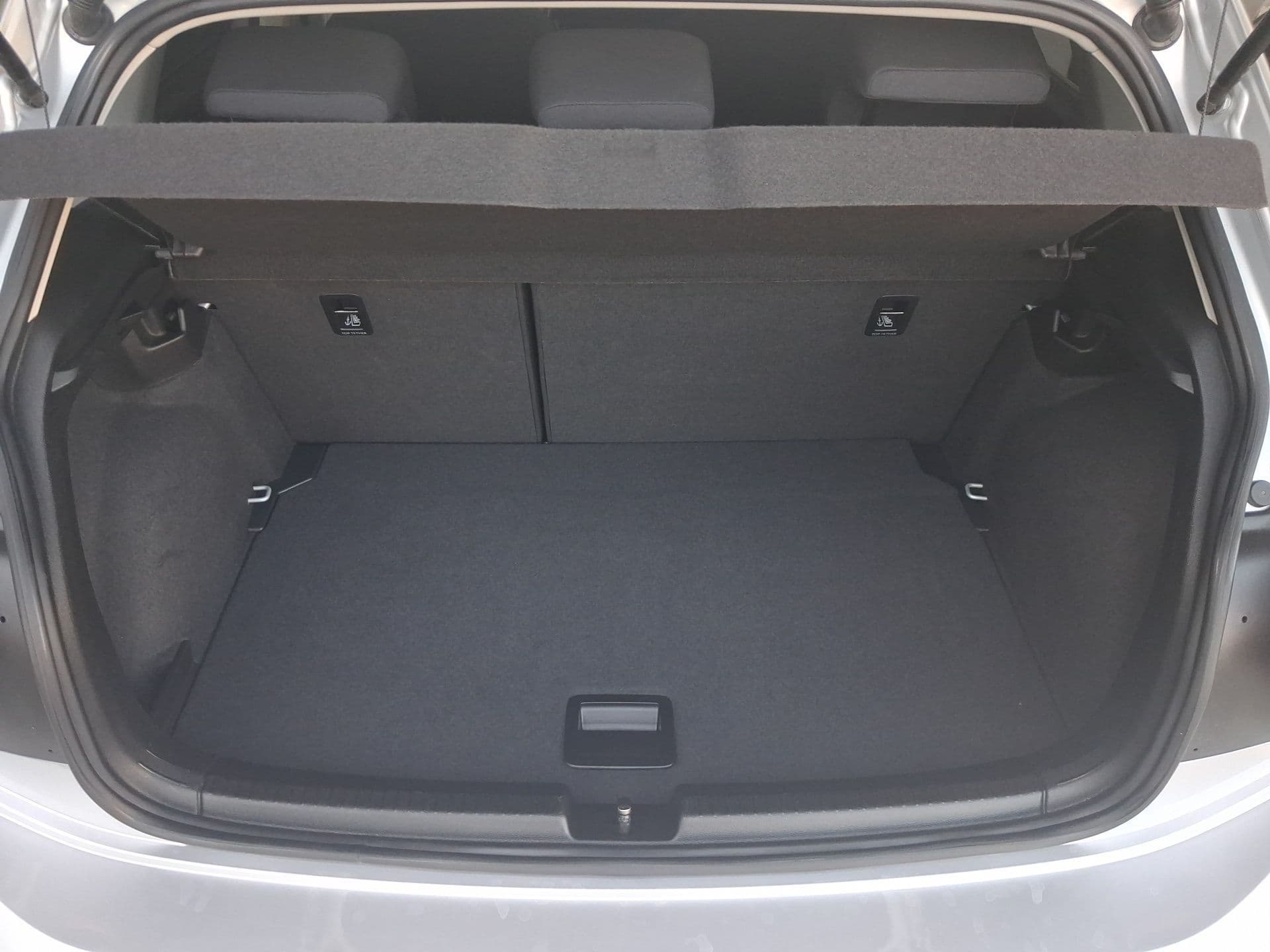 Volkswagen Polo - 8