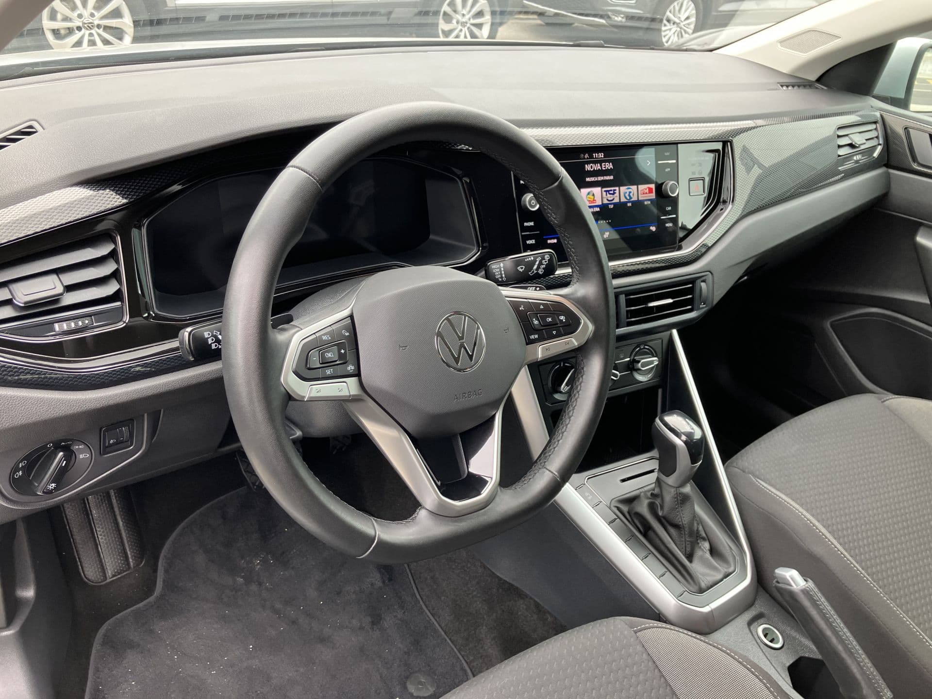 Volkswagen Polo - 11