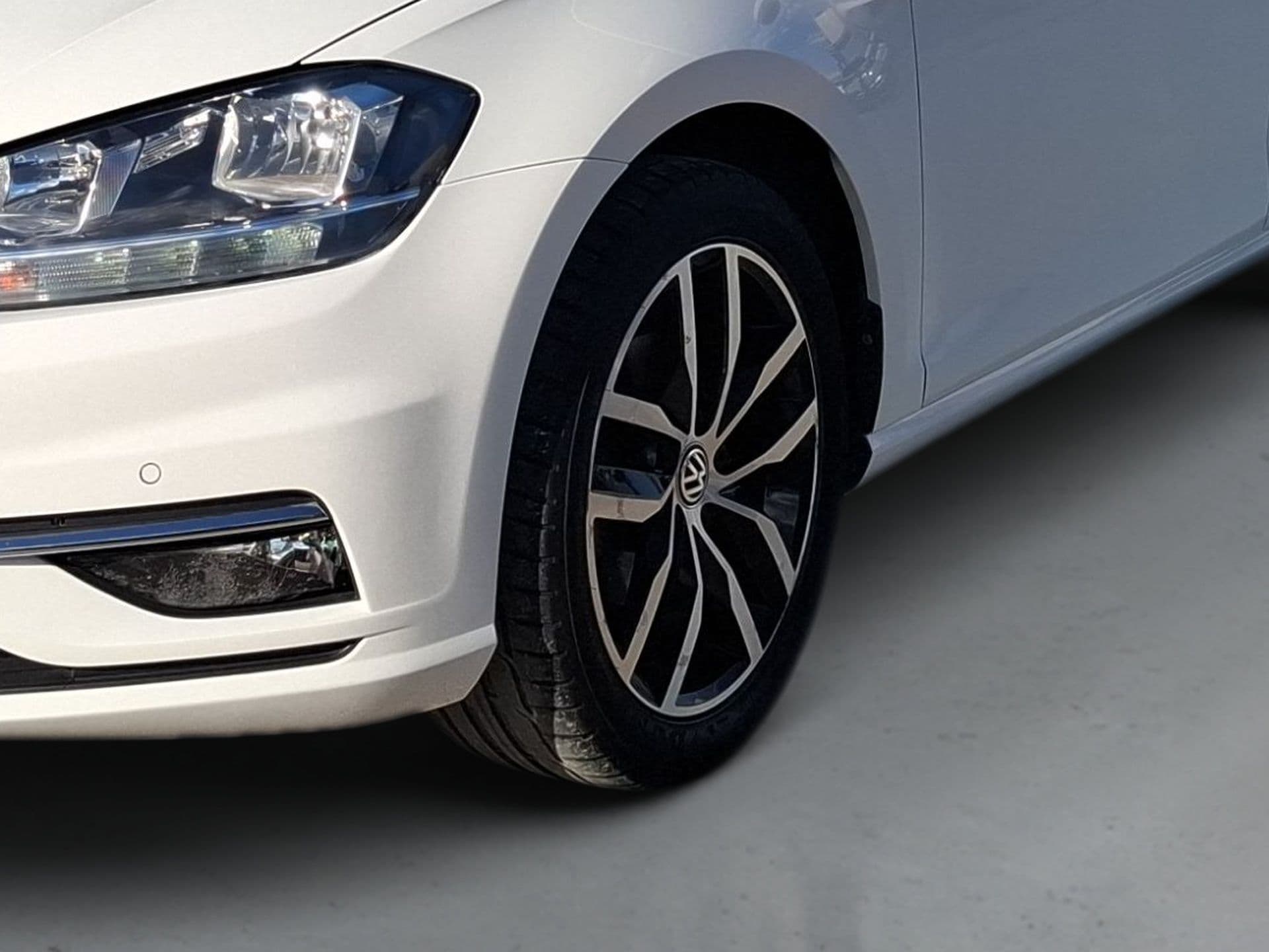 Volkswagen Golf - 4