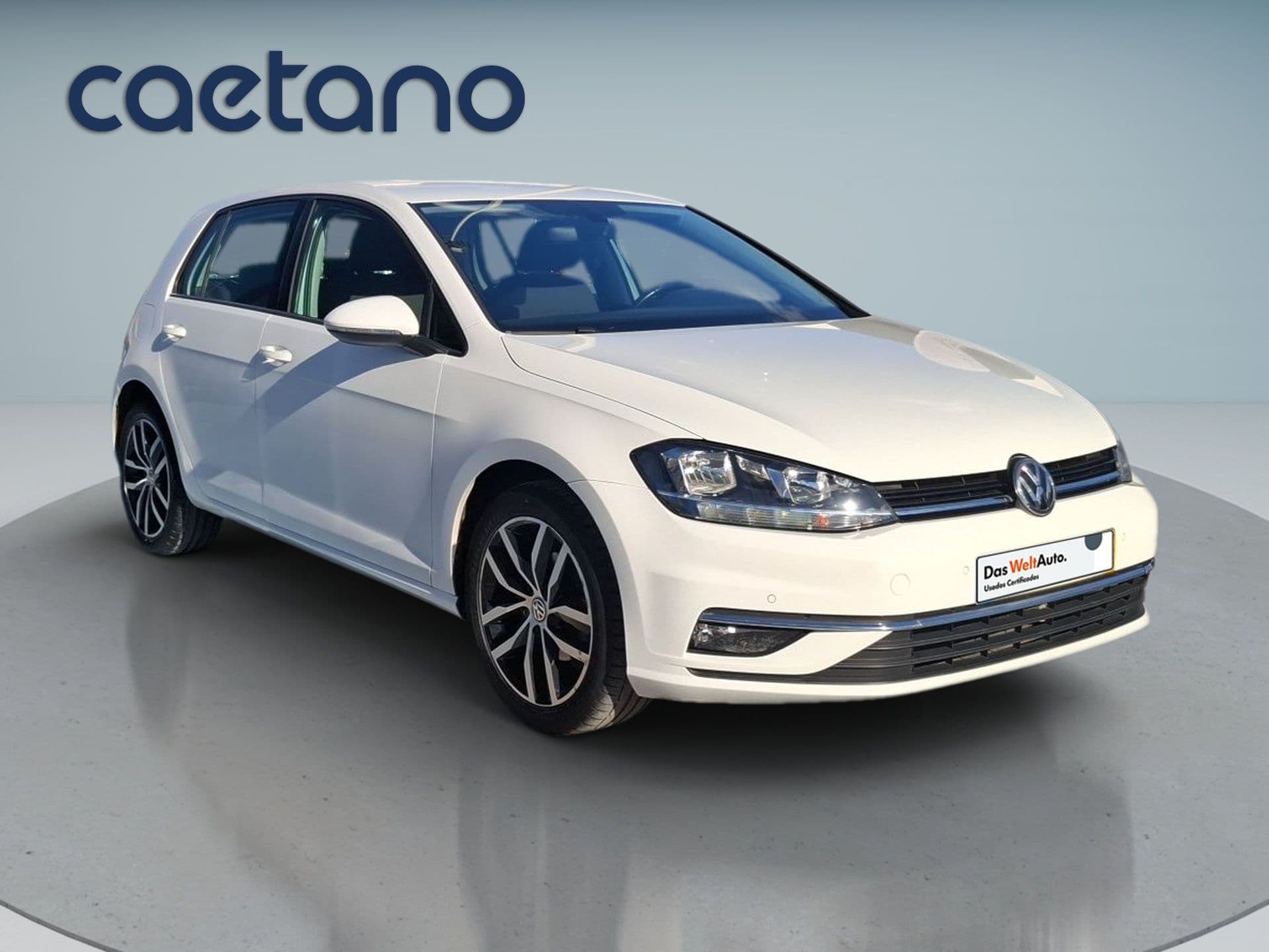 Volkswagen Golf - 10