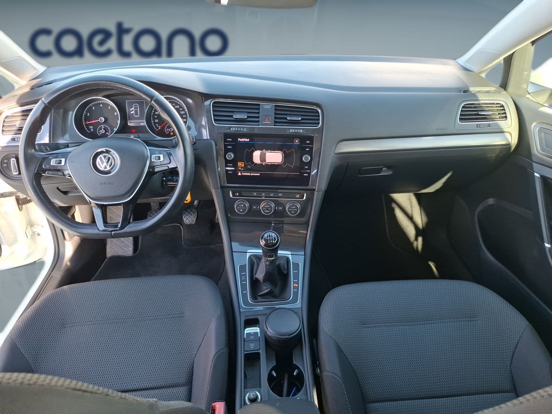 Volkswagen Golf - 12