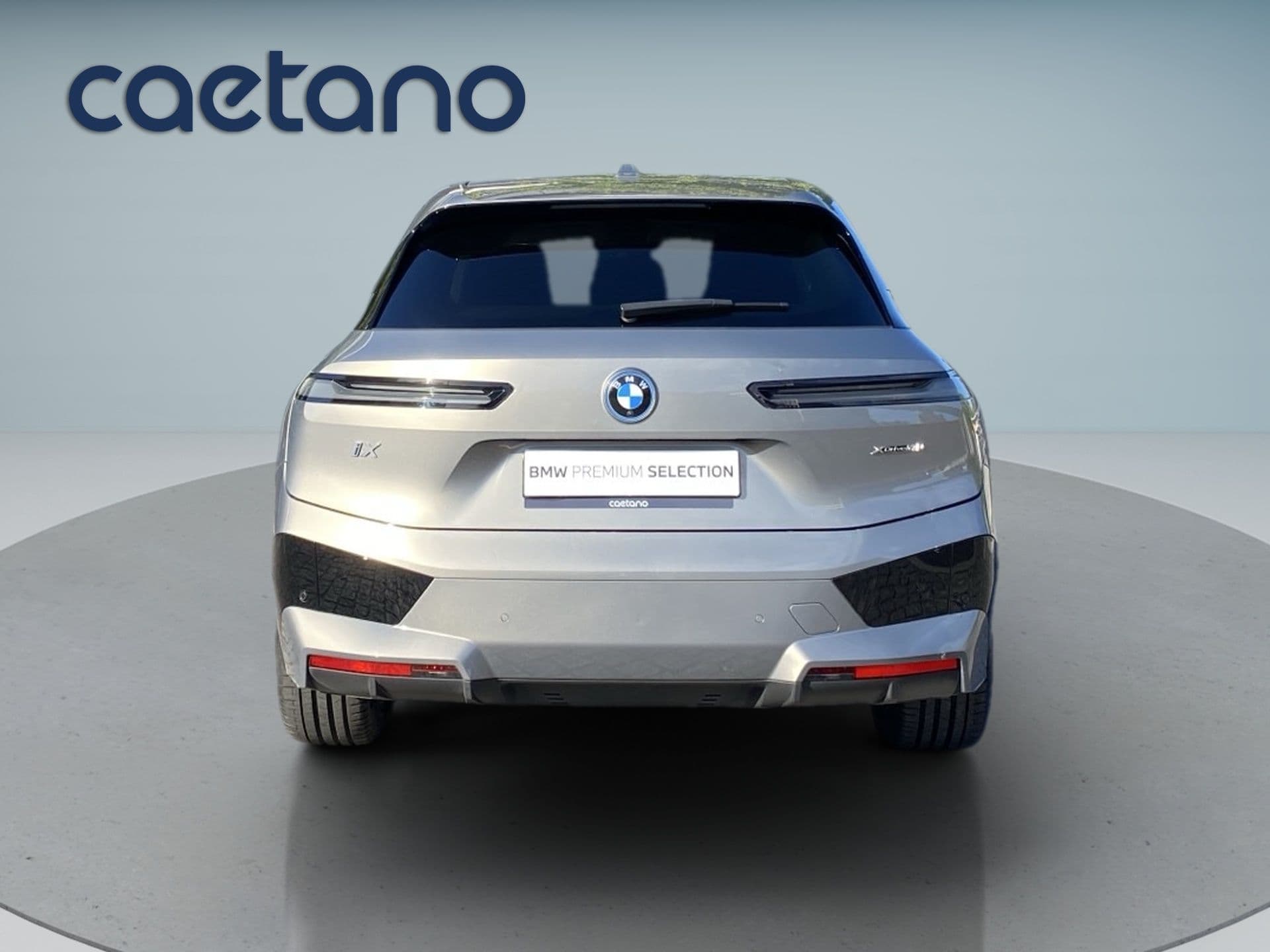 BMW iX - 2