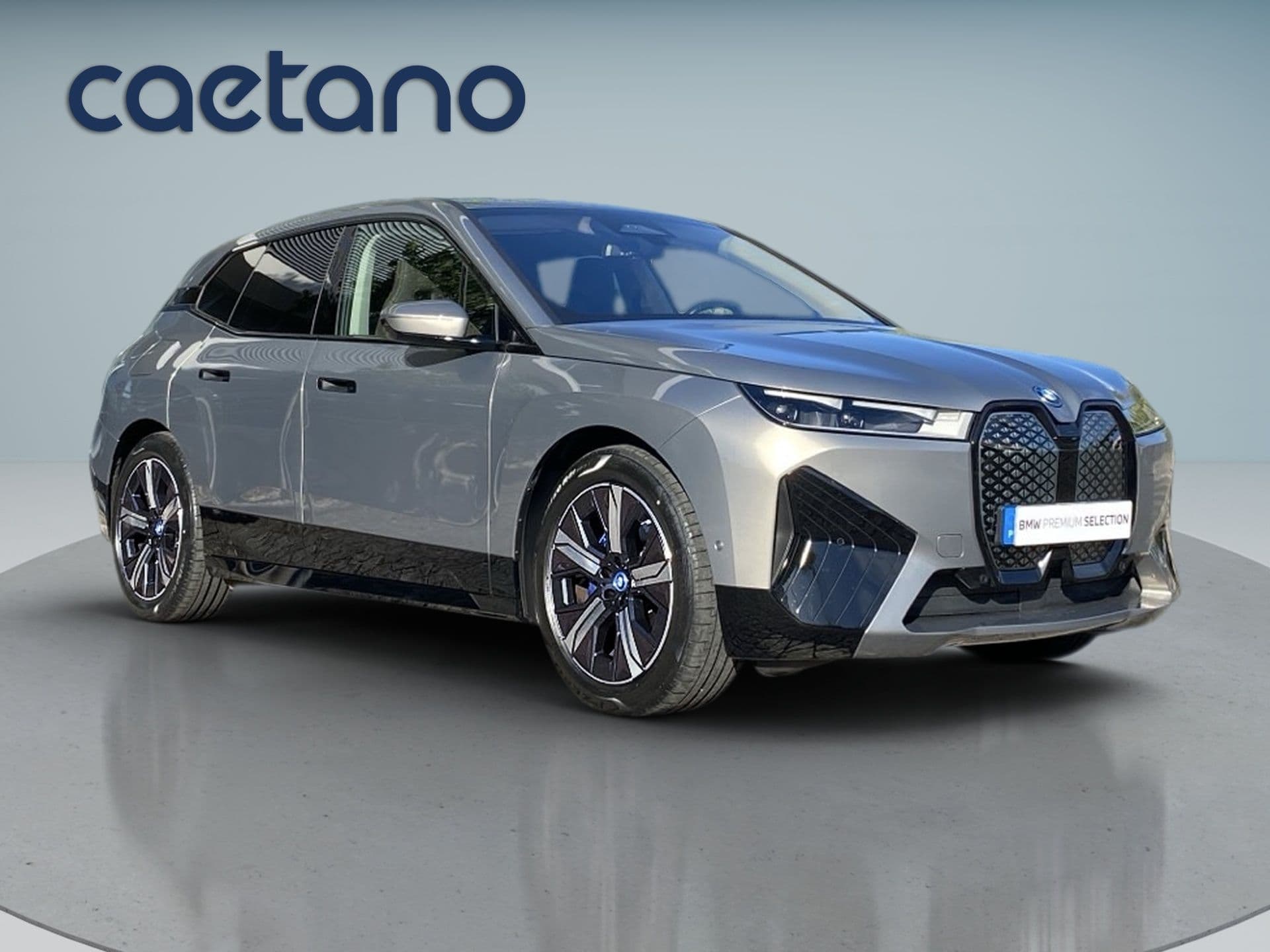 BMW iX - 8