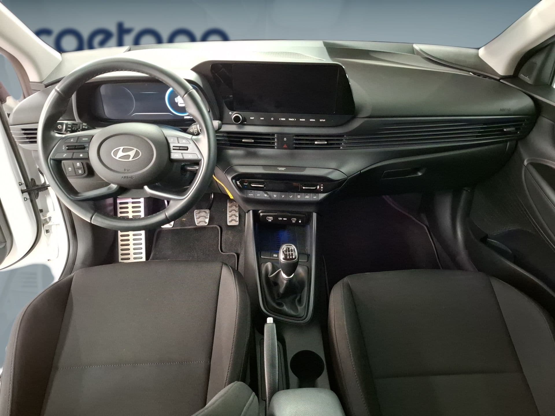 Hyundai Bayon - 12