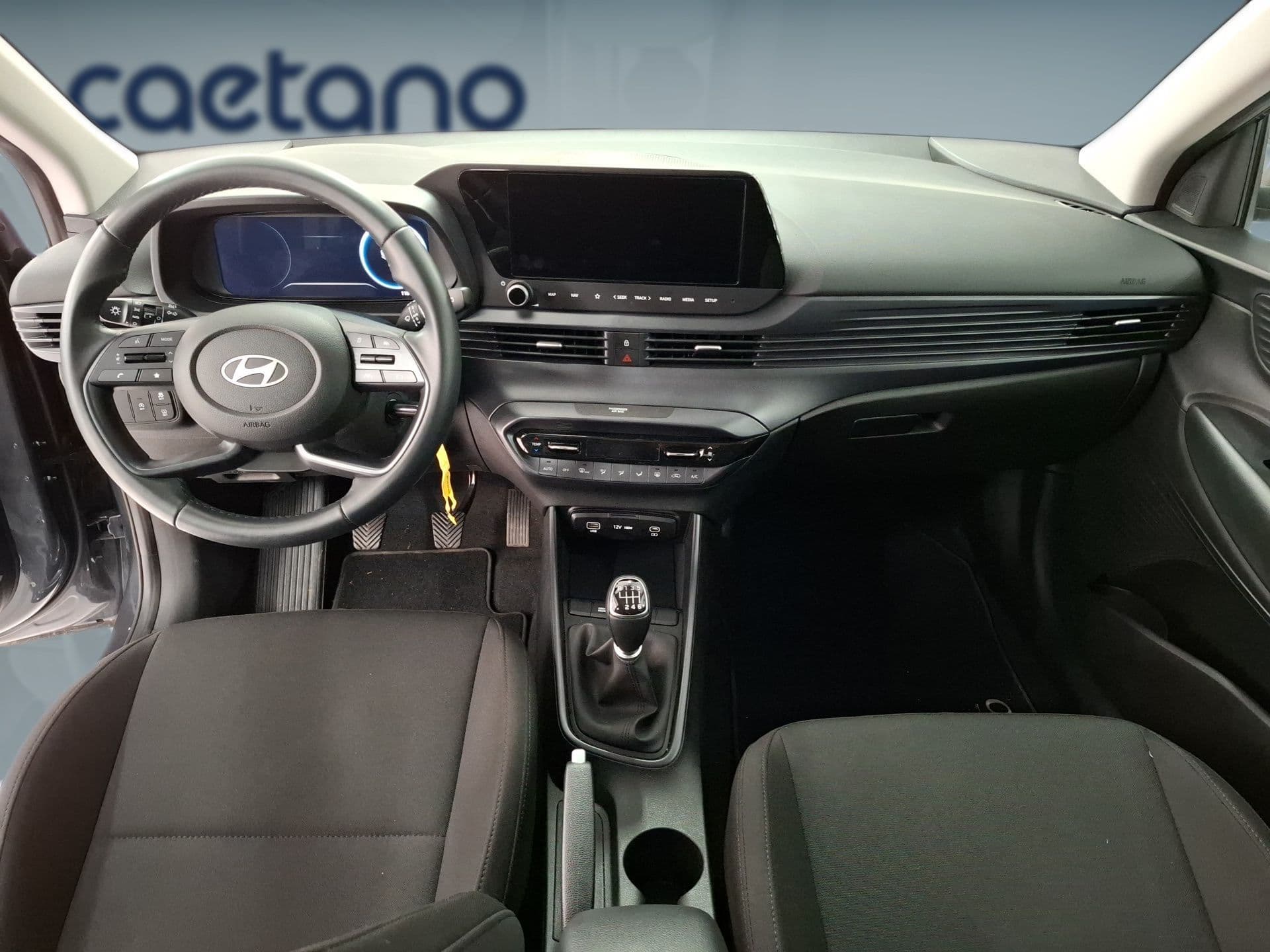 Hyundai i20 - 10