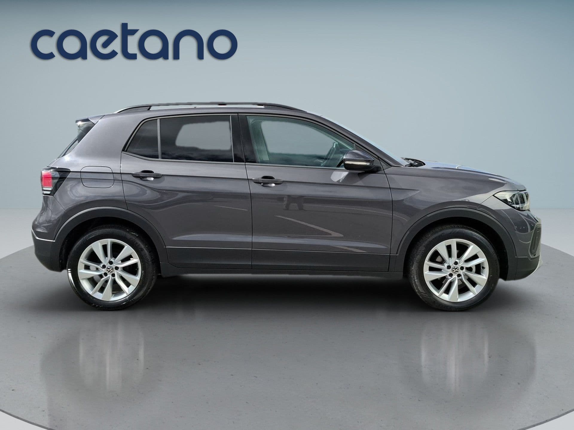 Volkswagen T-Cross - 3