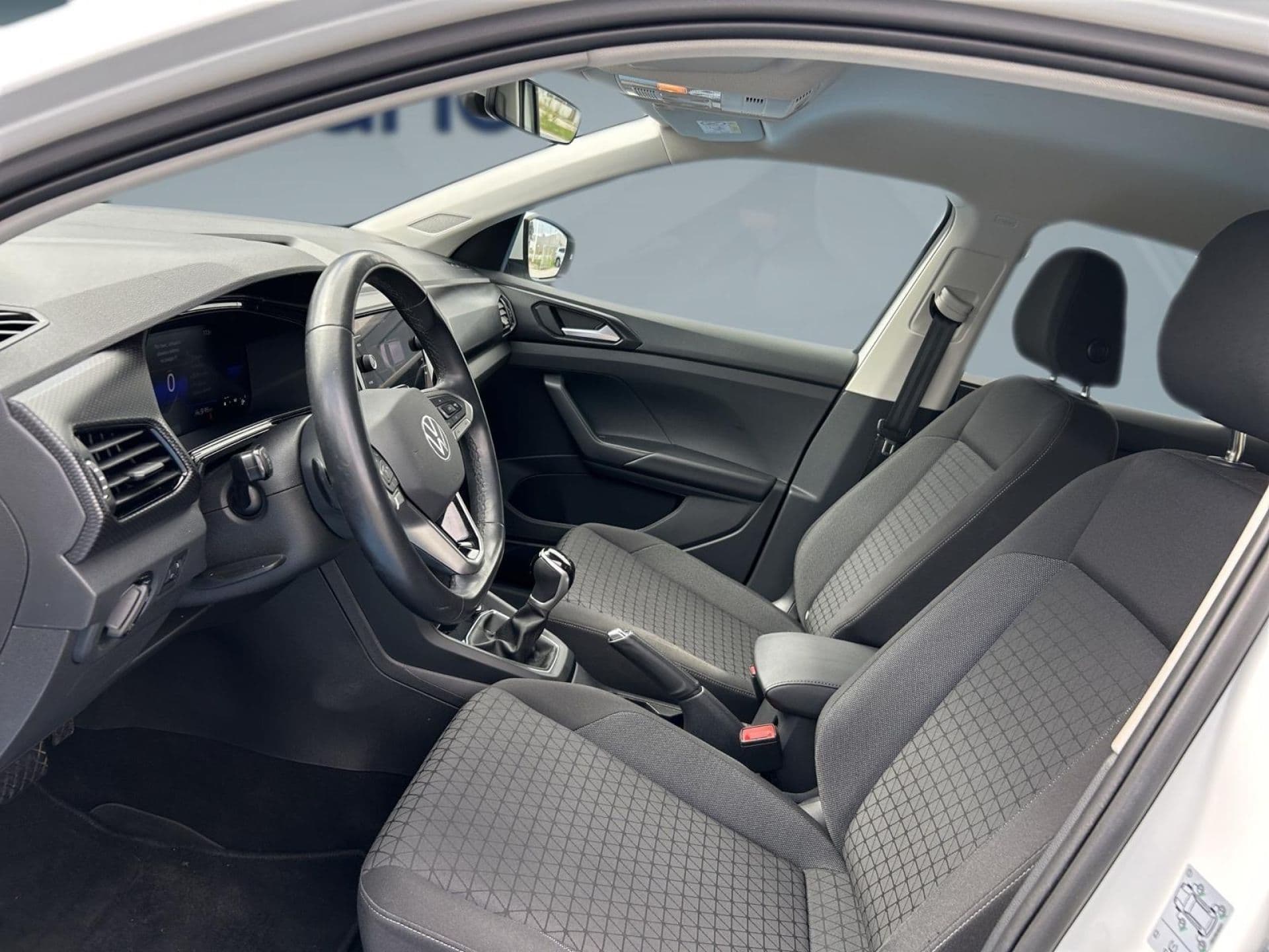 Volkswagen T-Cross - 5