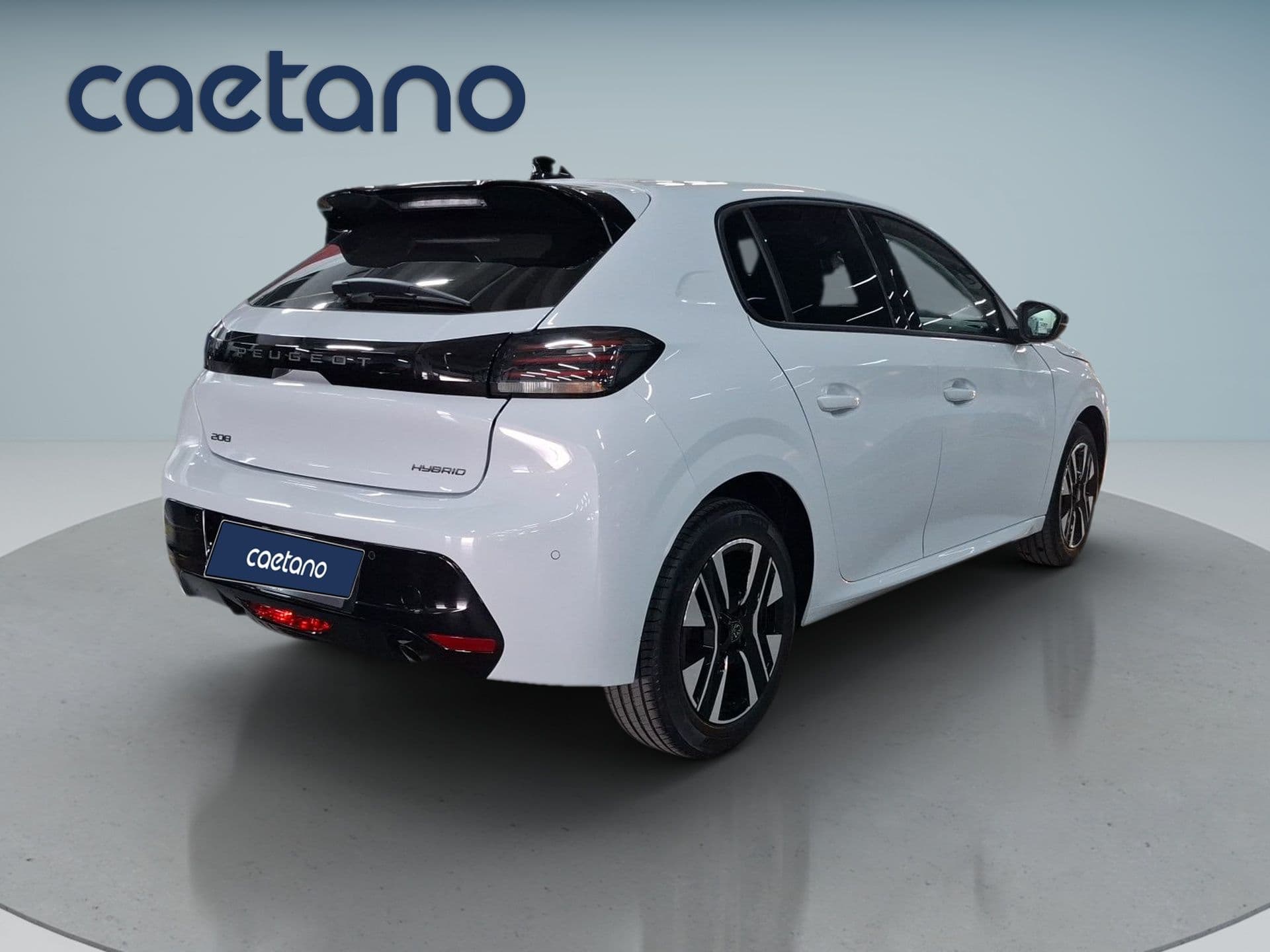 Peugeot 208 - 8