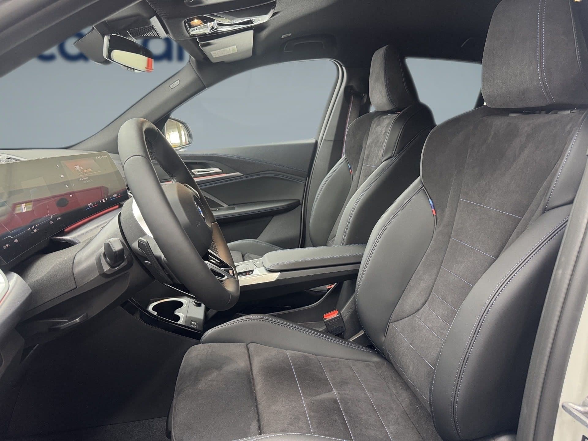 BMW iX2 - 9