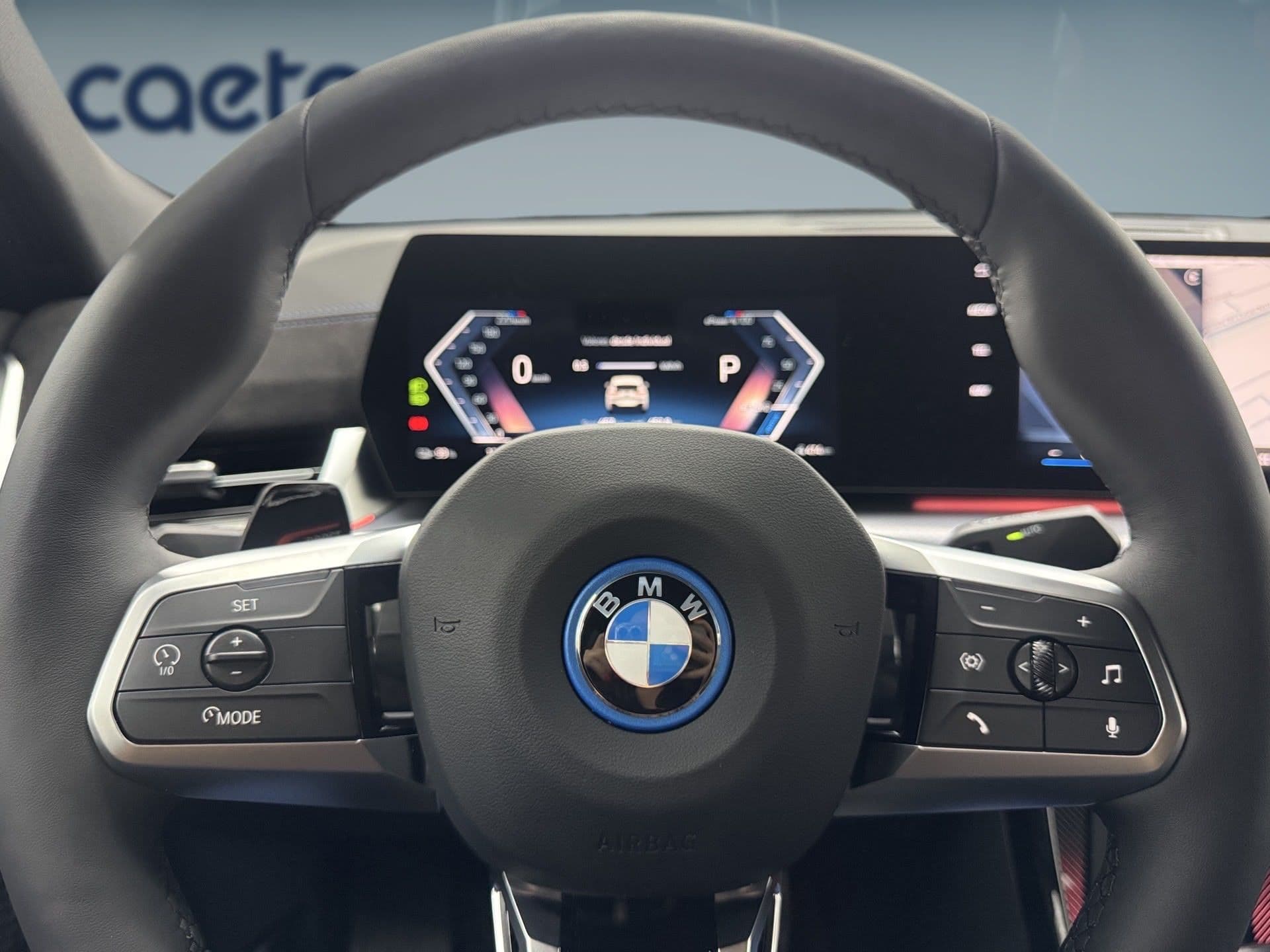 BMW iX2 - 10
