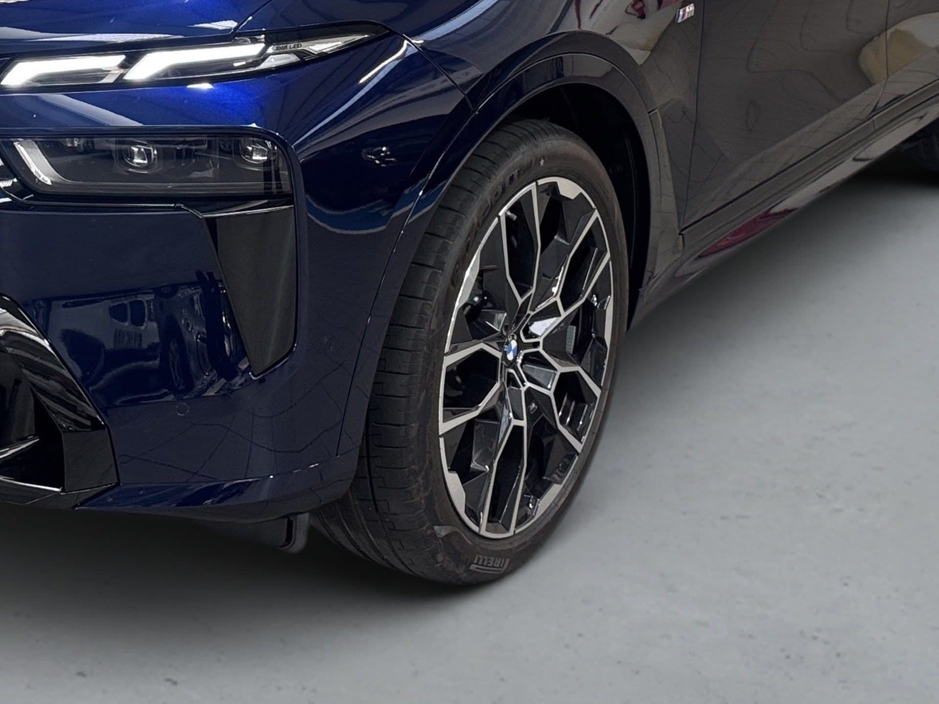 BMW X7 - 4