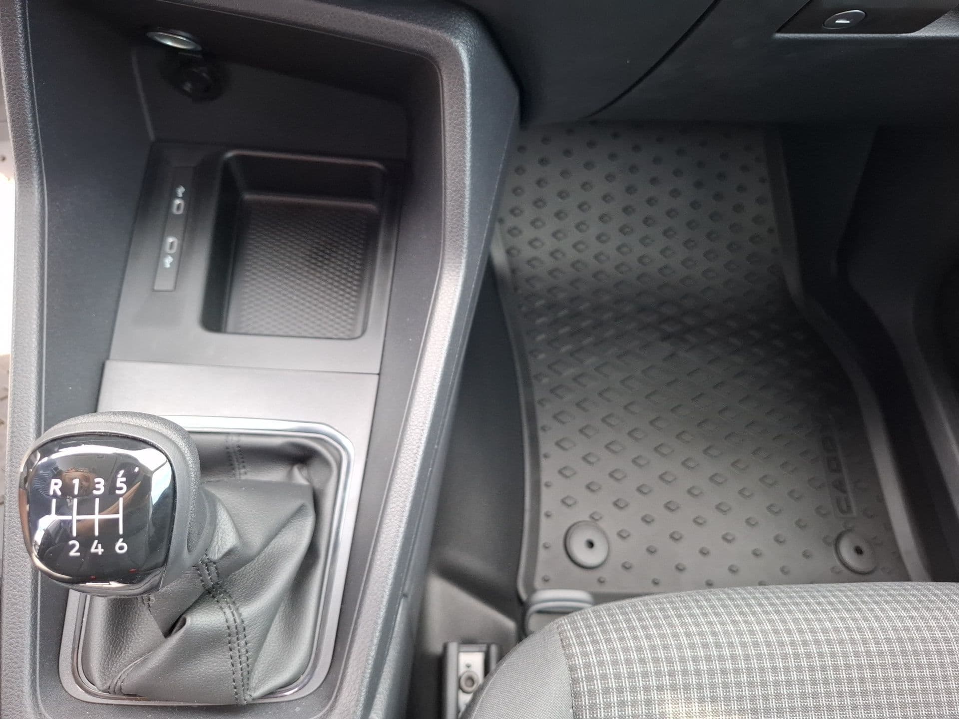 Volkswagen Caddy - 8
