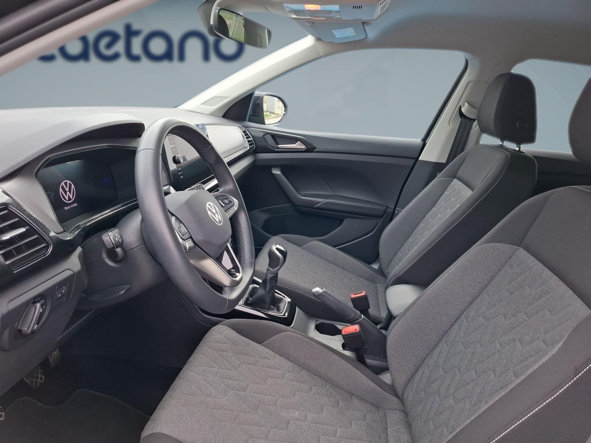 Volkswagen T-Cross - 6