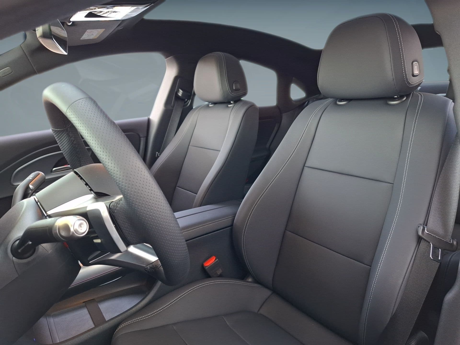 Mercedes-Benz CLA - 10