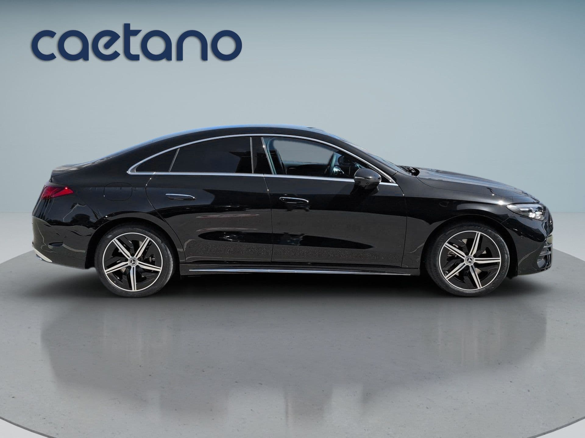 Mercedes-Benz CLA - 11