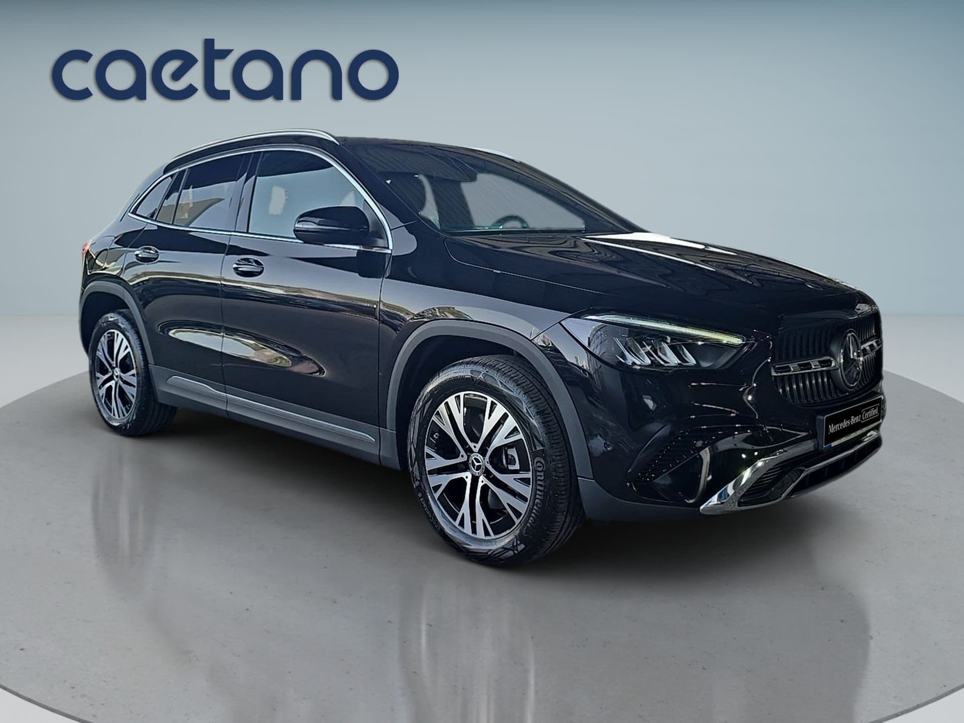 Mercedes-Benz GLA - 10