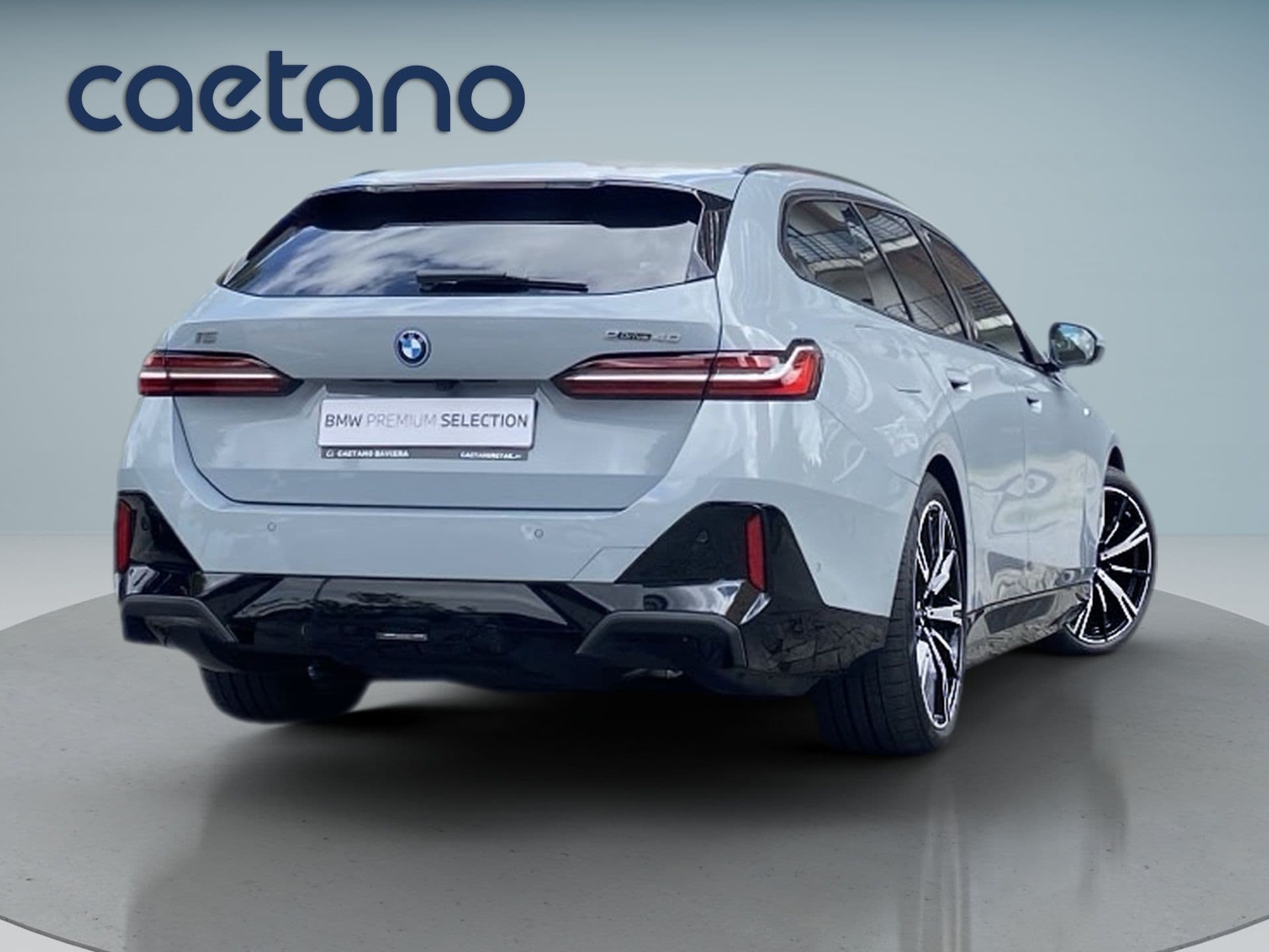 BMW i5 - 6