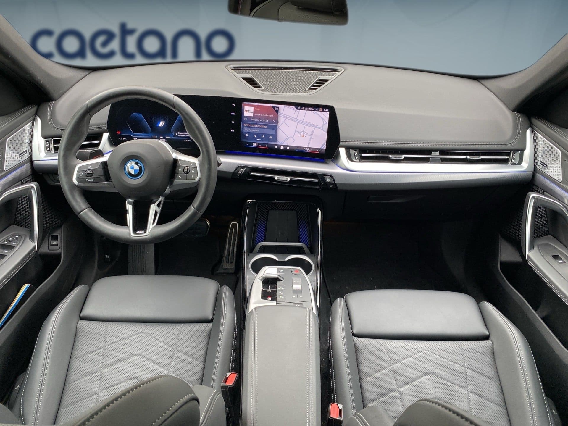 BMW iX1 - 10