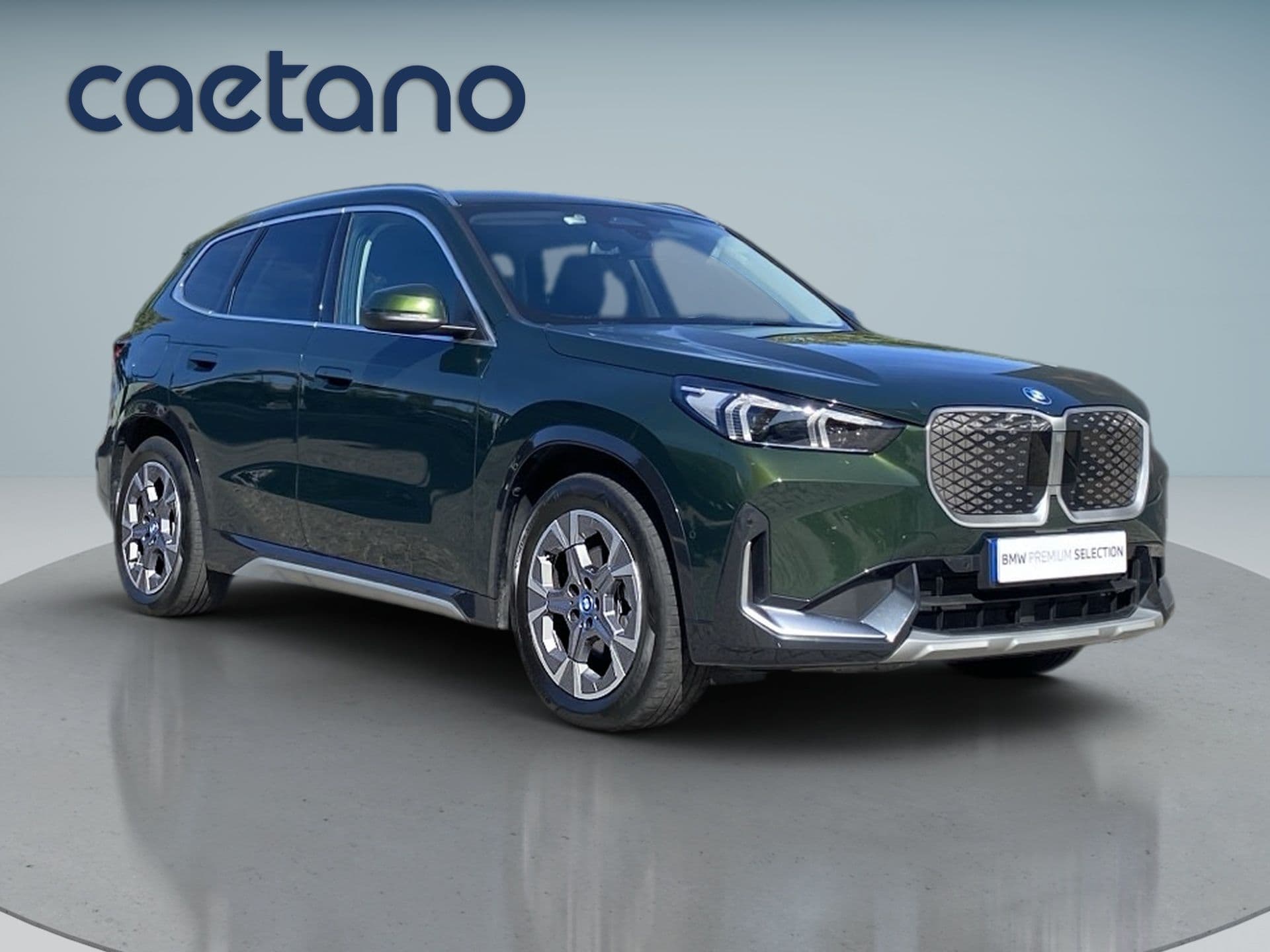 BMW iX1 - 8