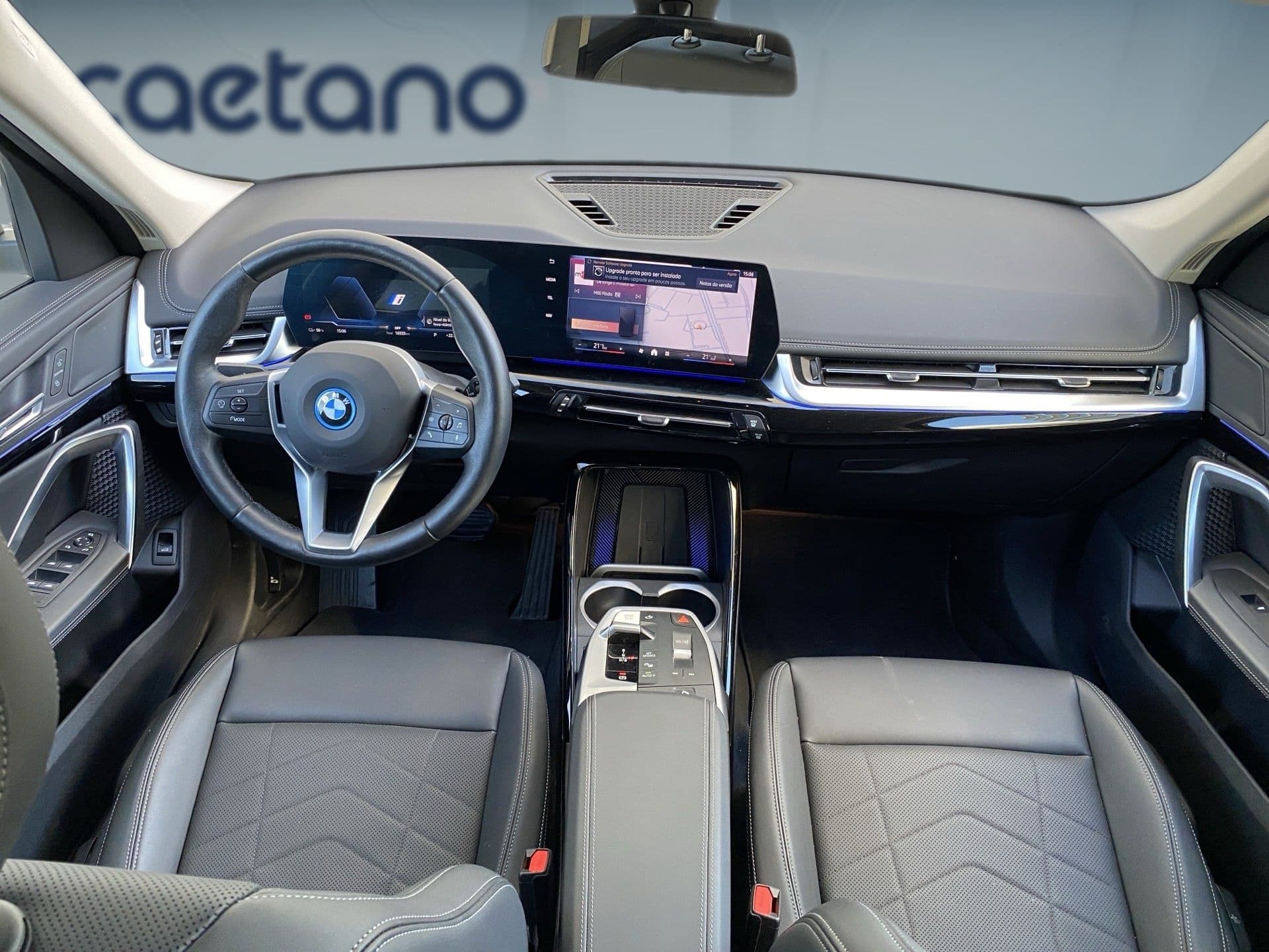 BMW iX1 - 10