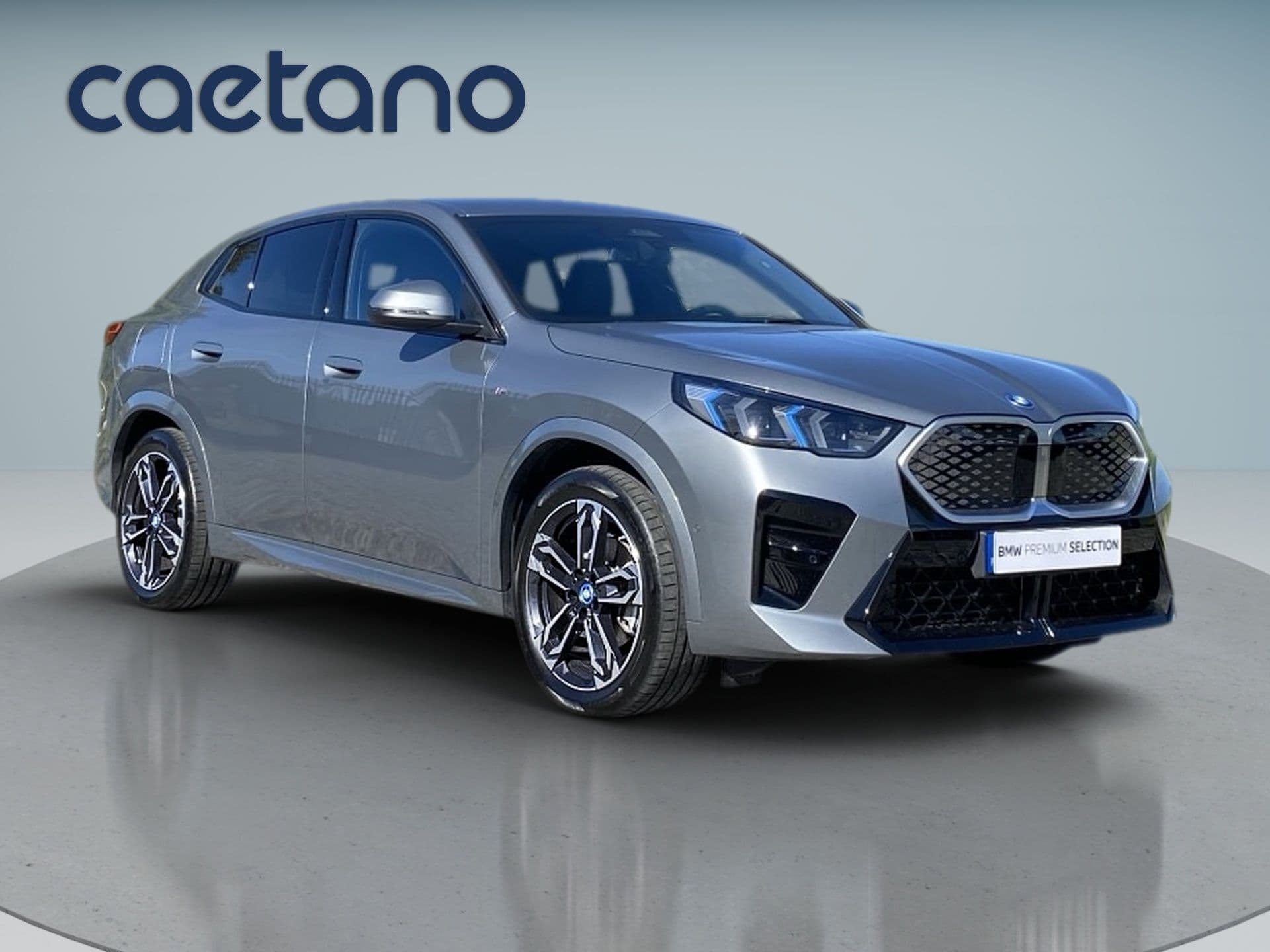 BMW iX2 - 8