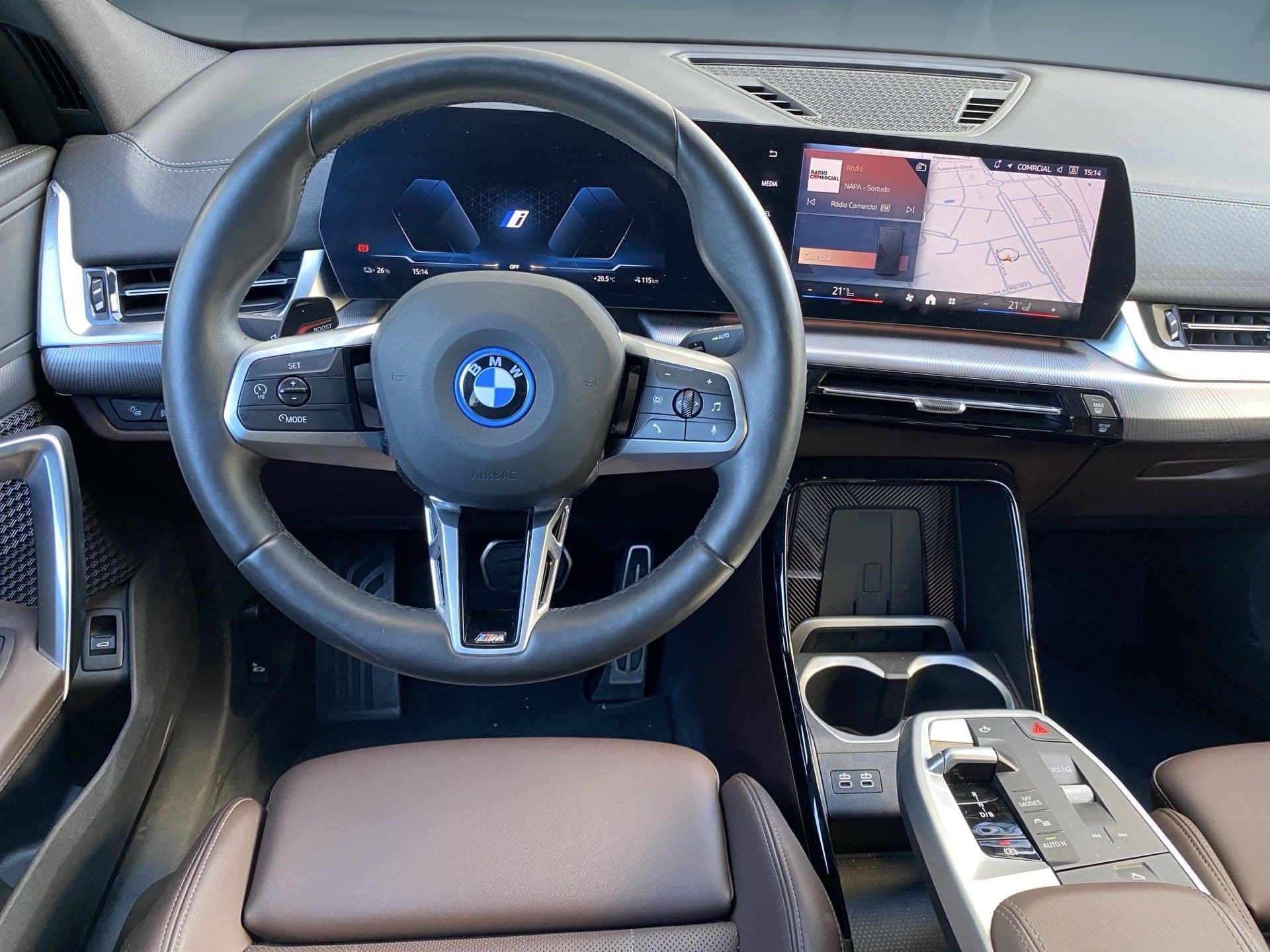 BMW iX2 - 11