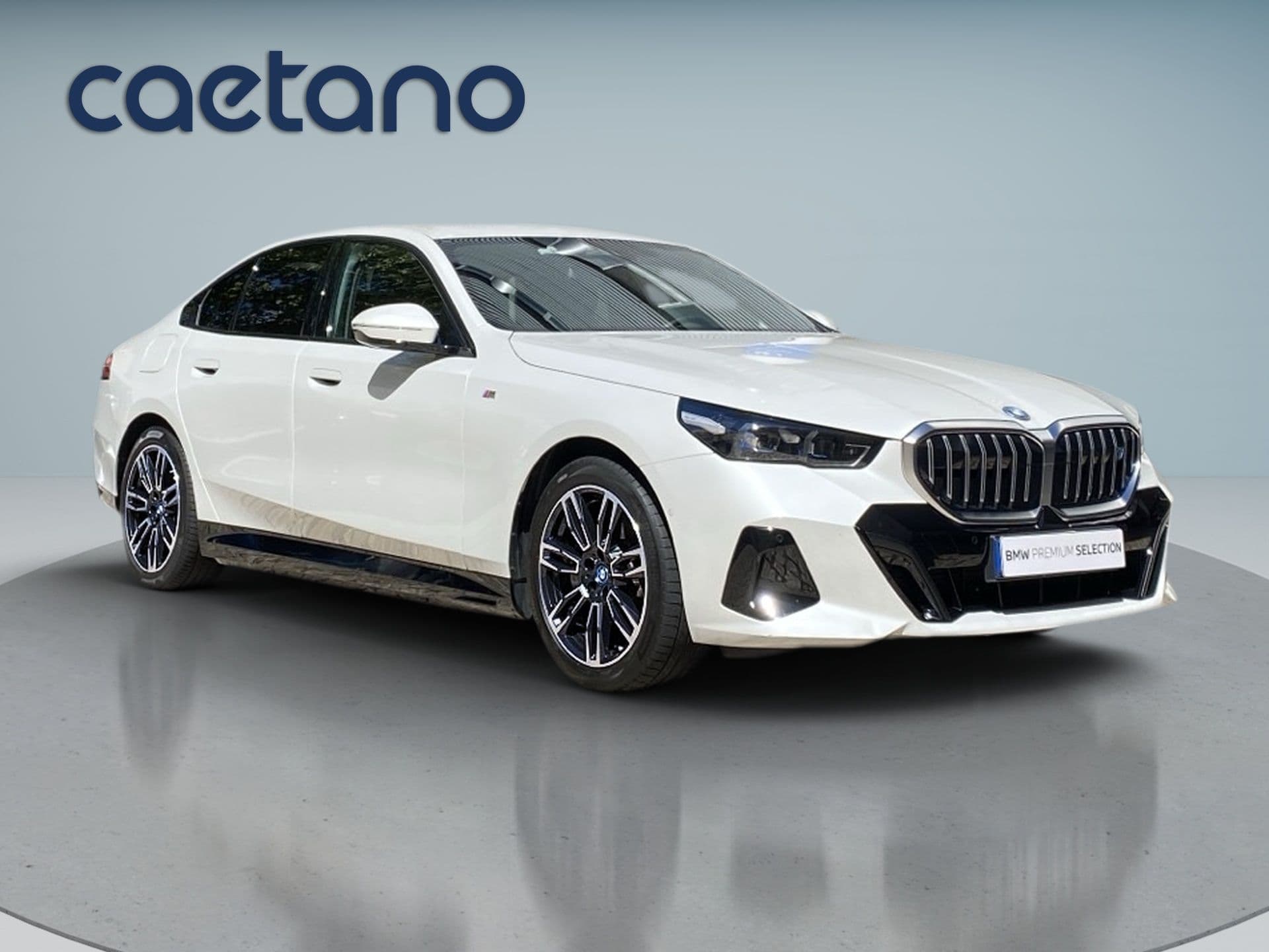 BMW i5 - 8