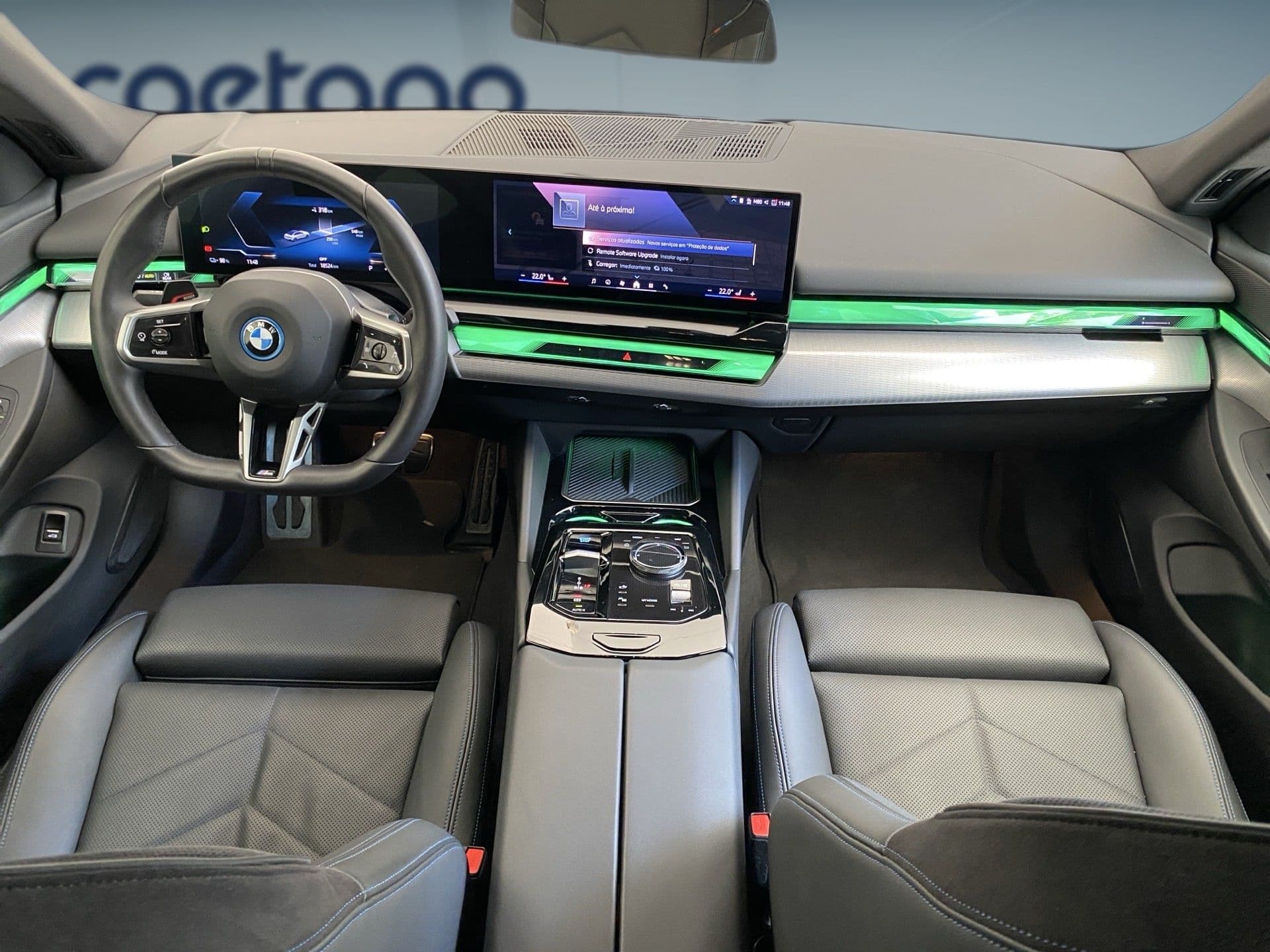 BMW i5 - 10