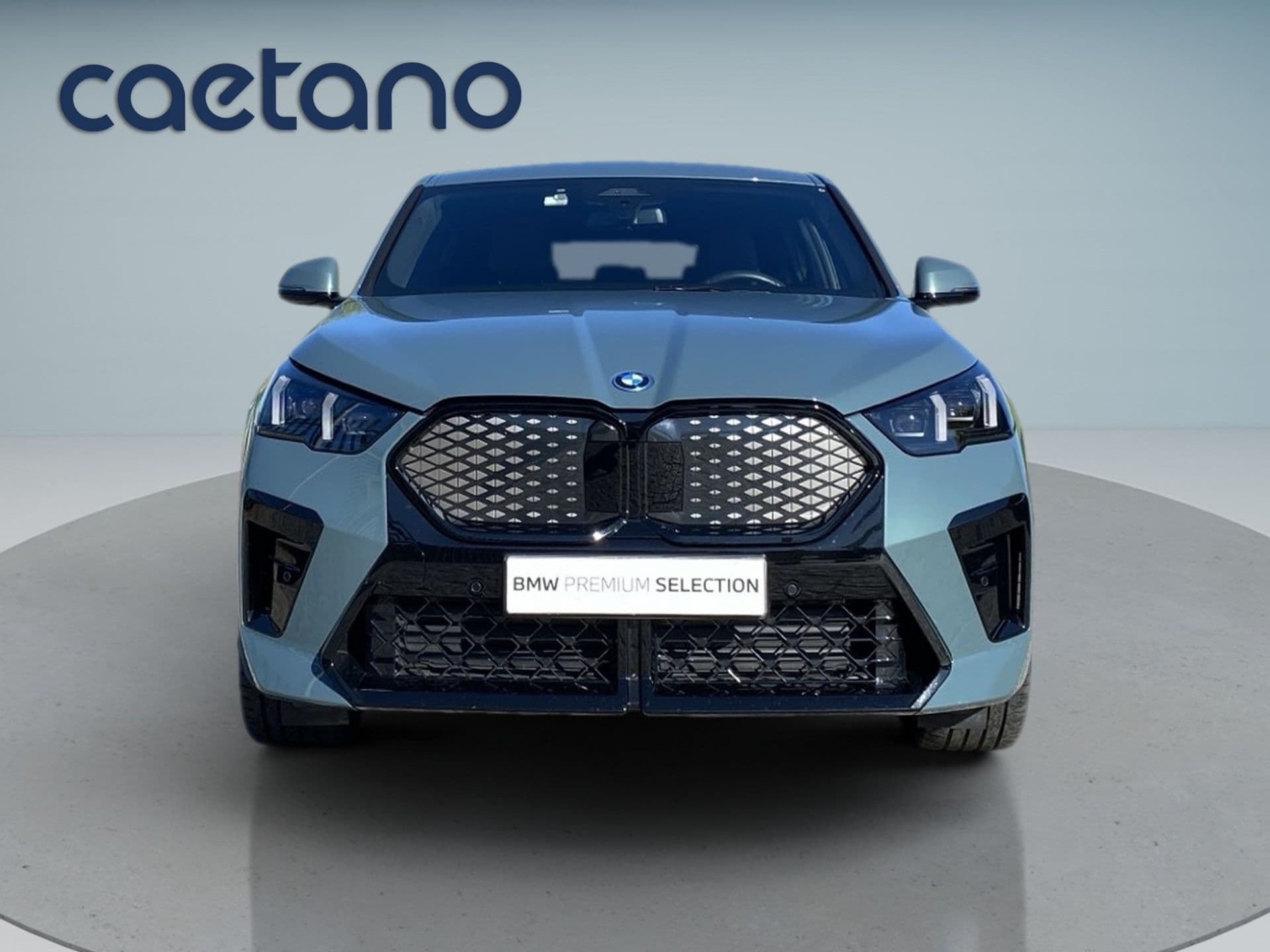 BMW iX2 - 6
