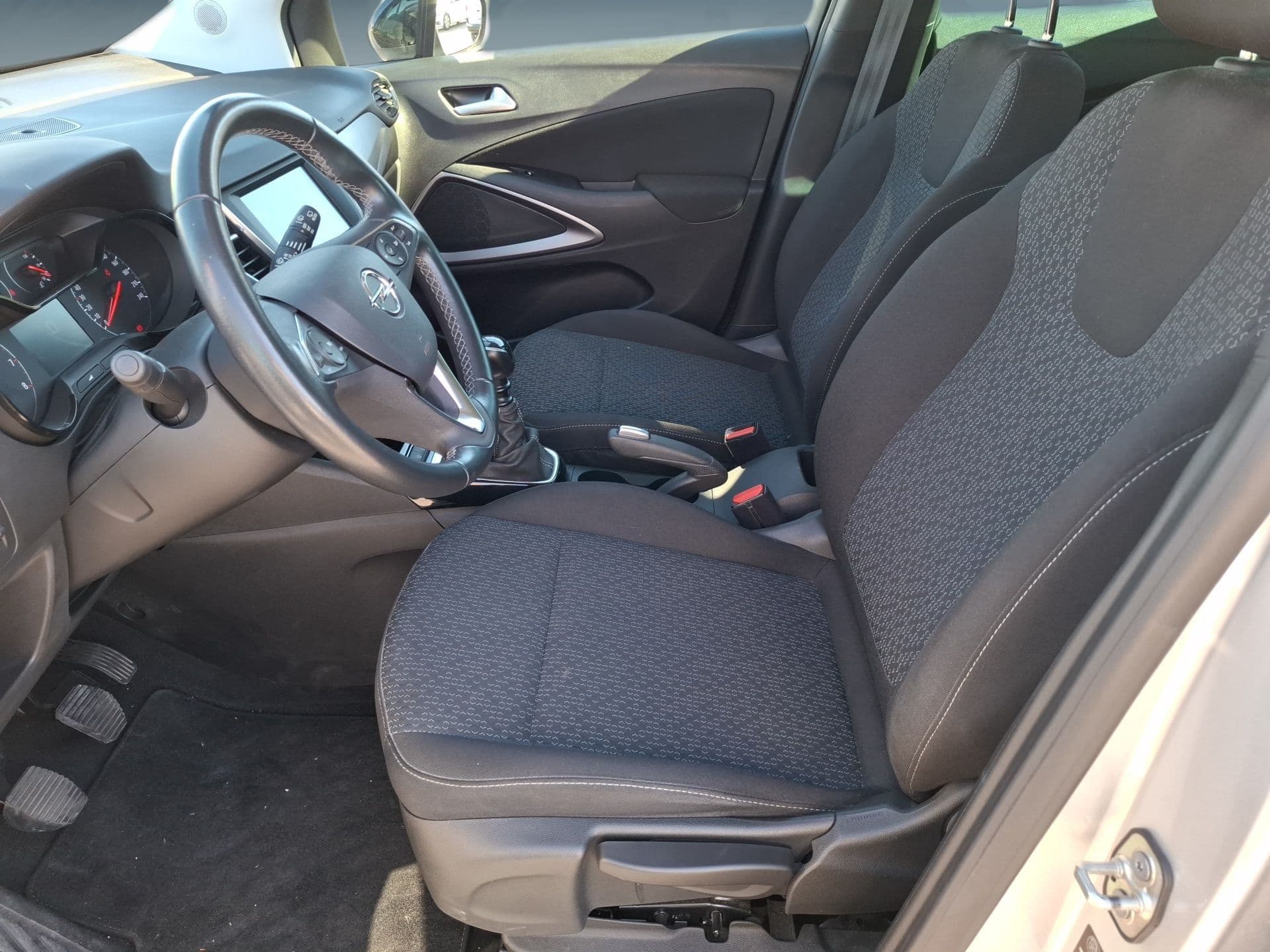 Opel Crossland - 11