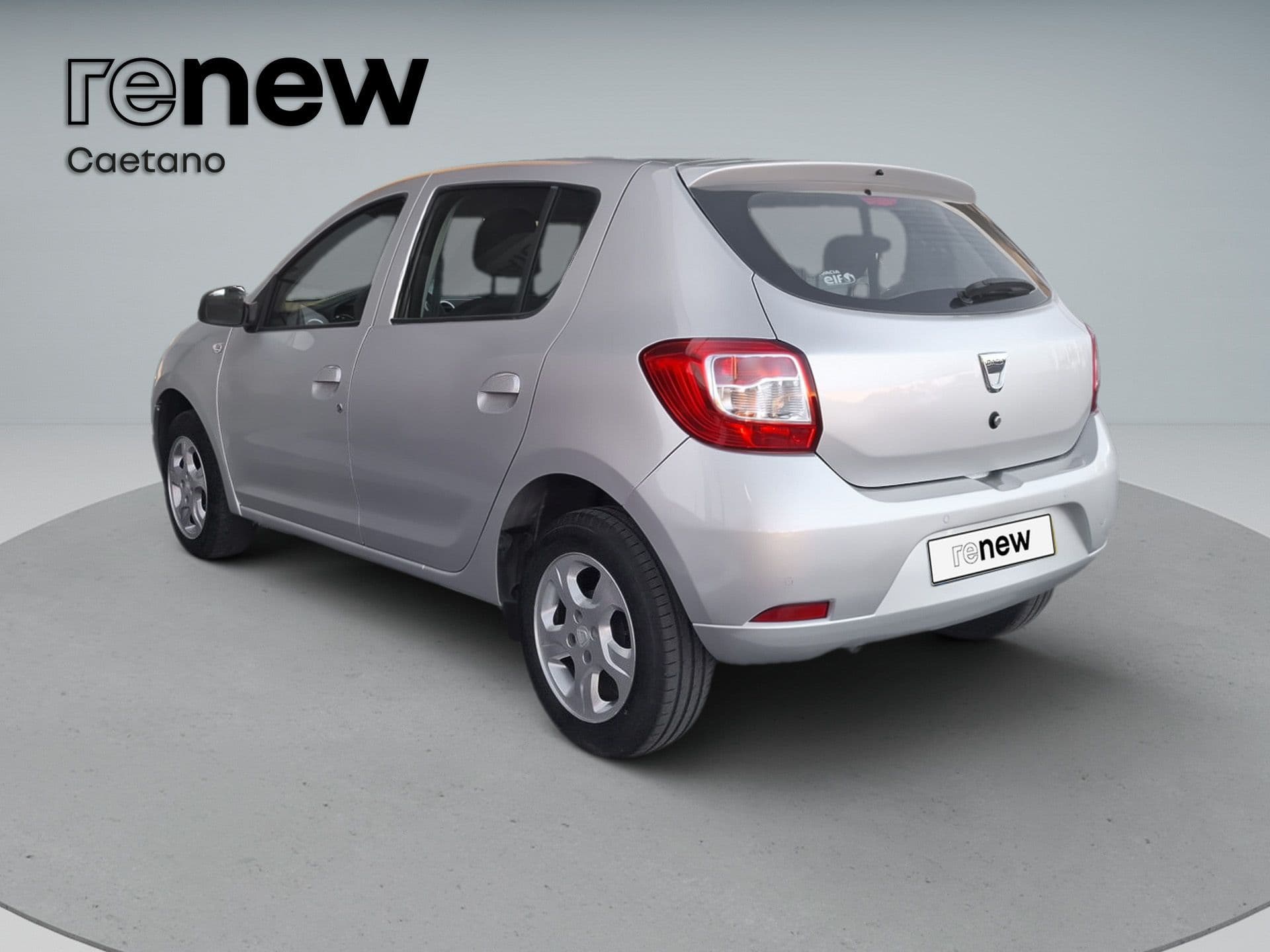 Dacia Sandero - 5