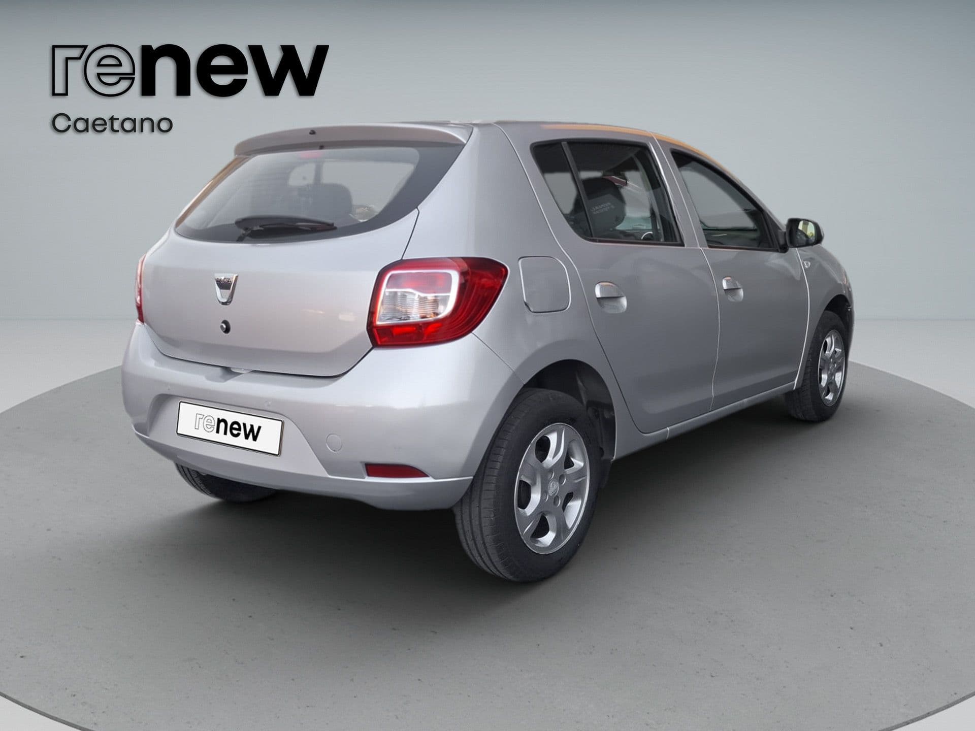 Dacia Sandero - 8