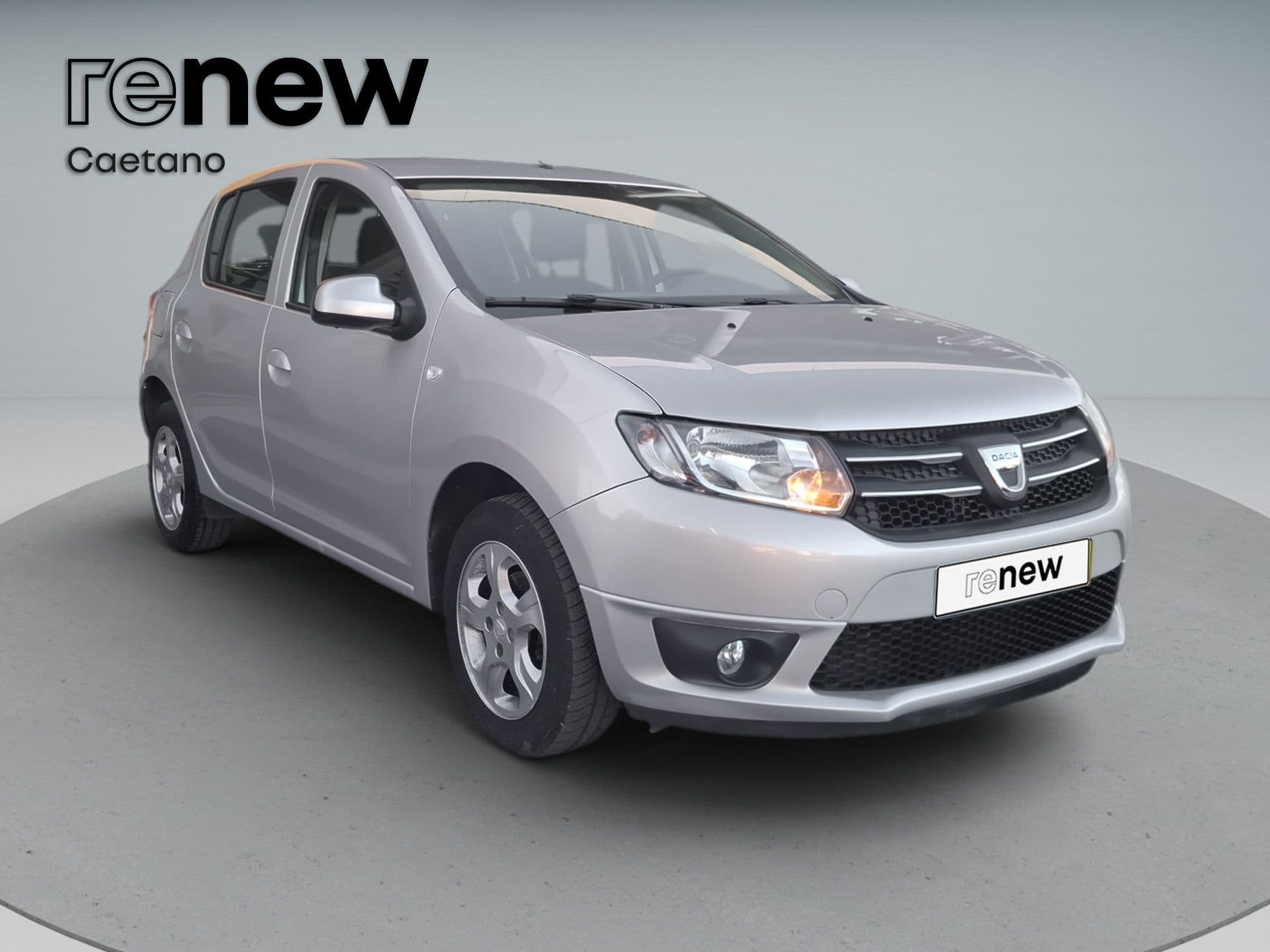 Dacia Sandero - 10