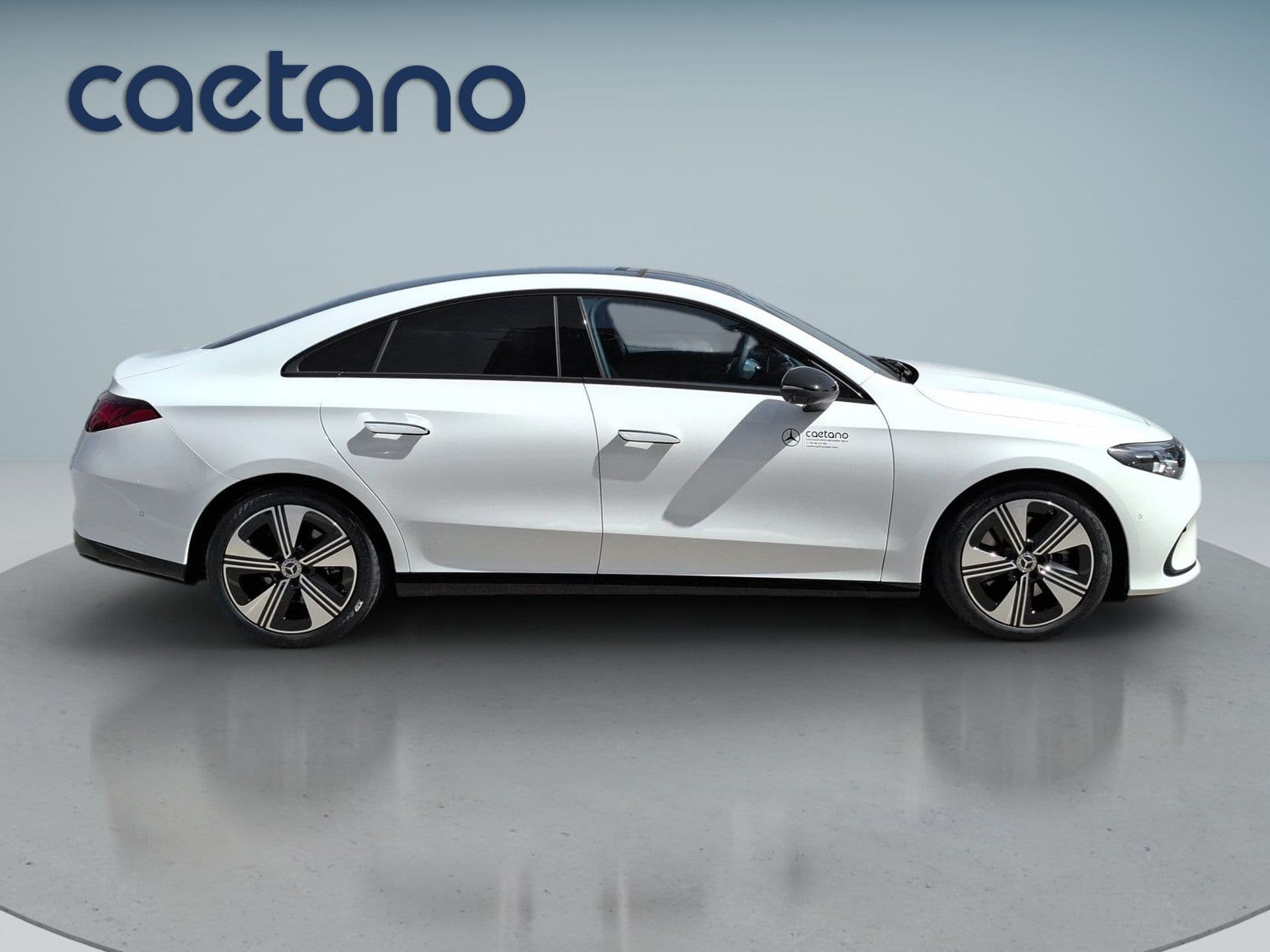 Mercedes-Benz CLA - 8