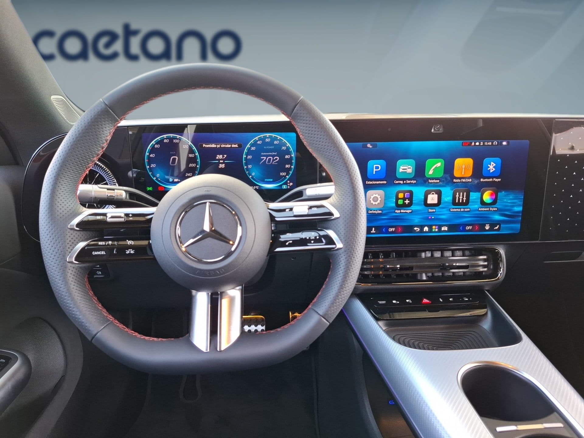 Mercedes-Benz CLA - 12