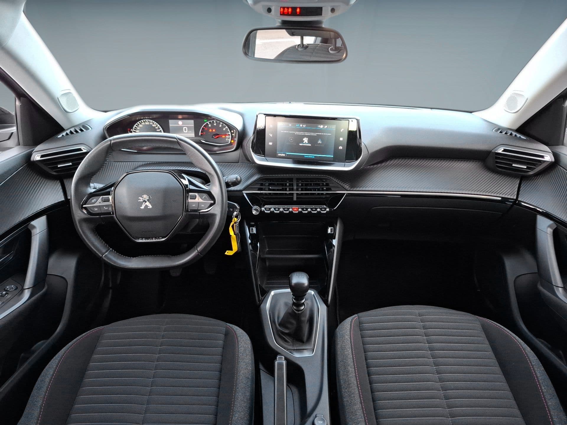 Peugeot 2008 - 9