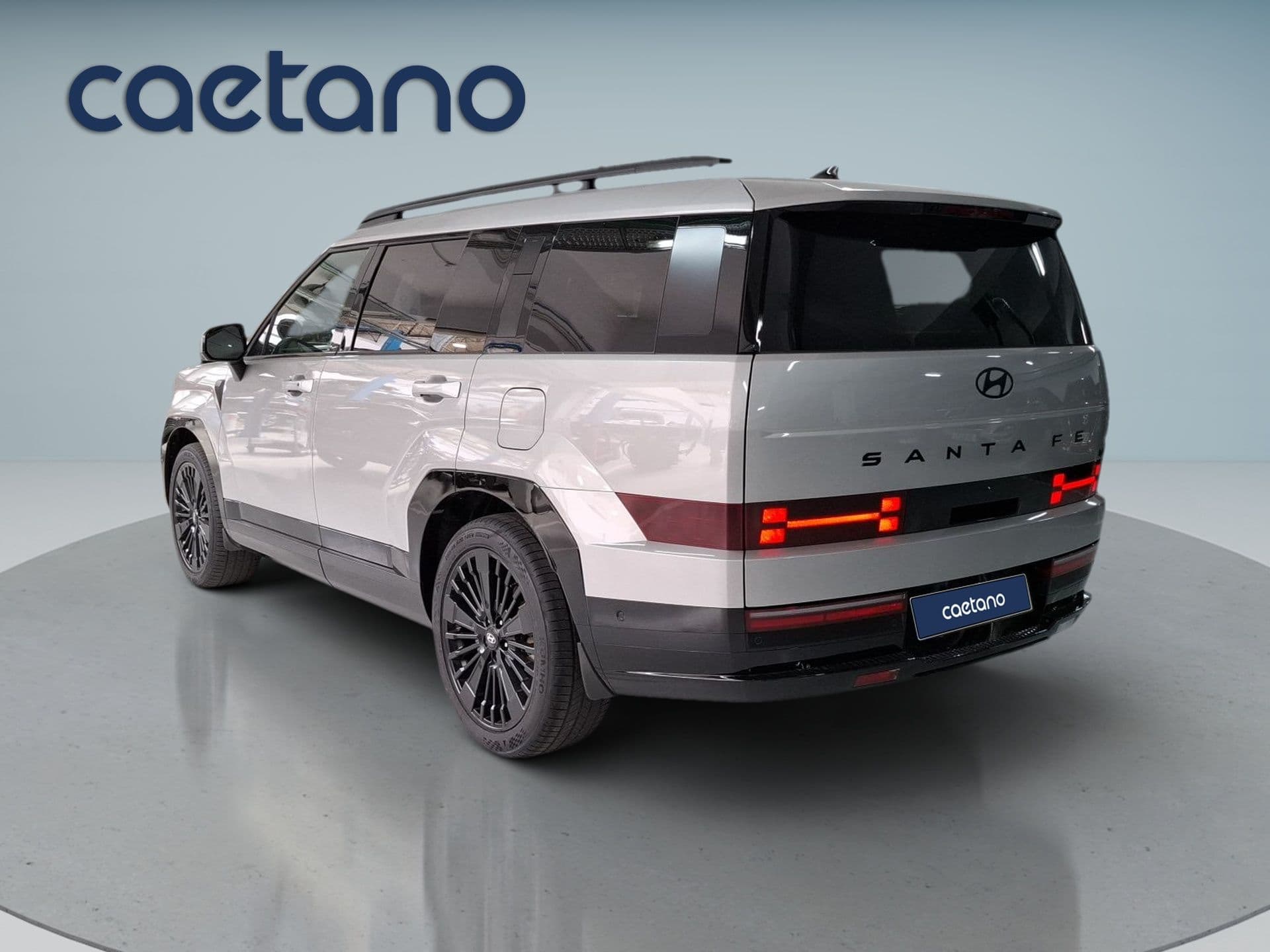 Hyundai Santa Fe - 3