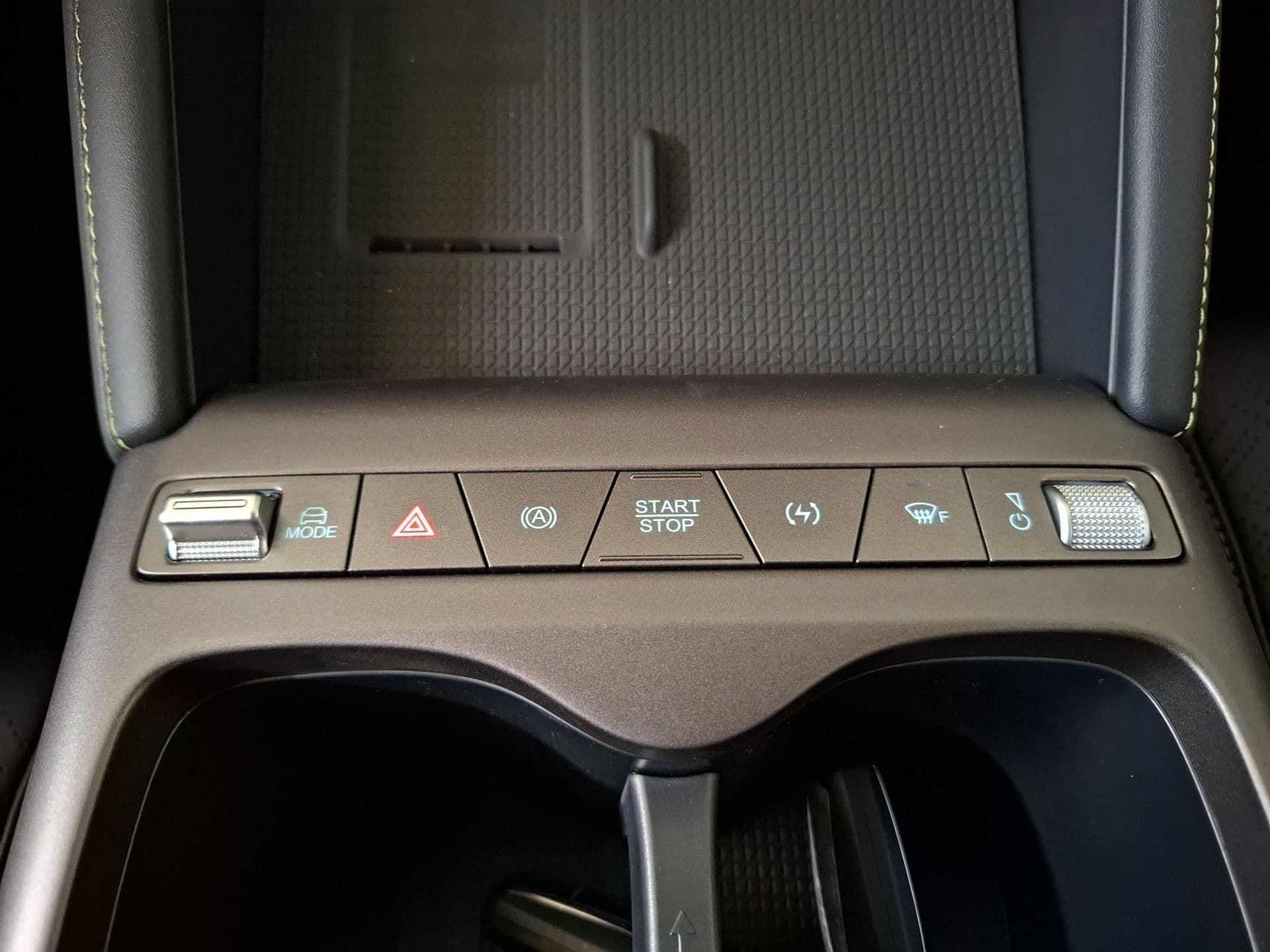 BYD ATTO 2 - 12