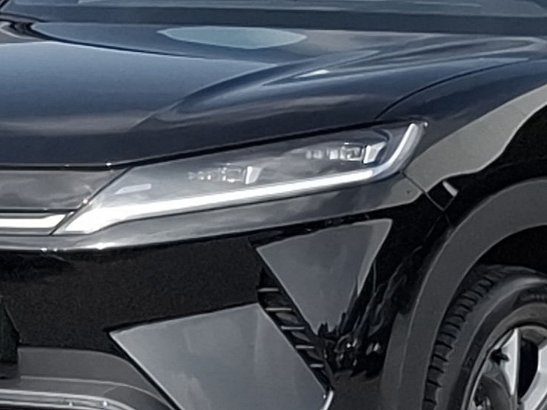 BYD ATTO 2 - 4
