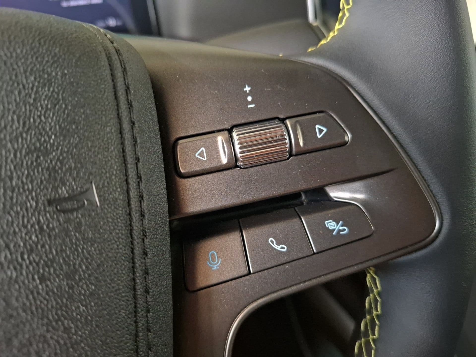 BYD ATTO 2 - 10