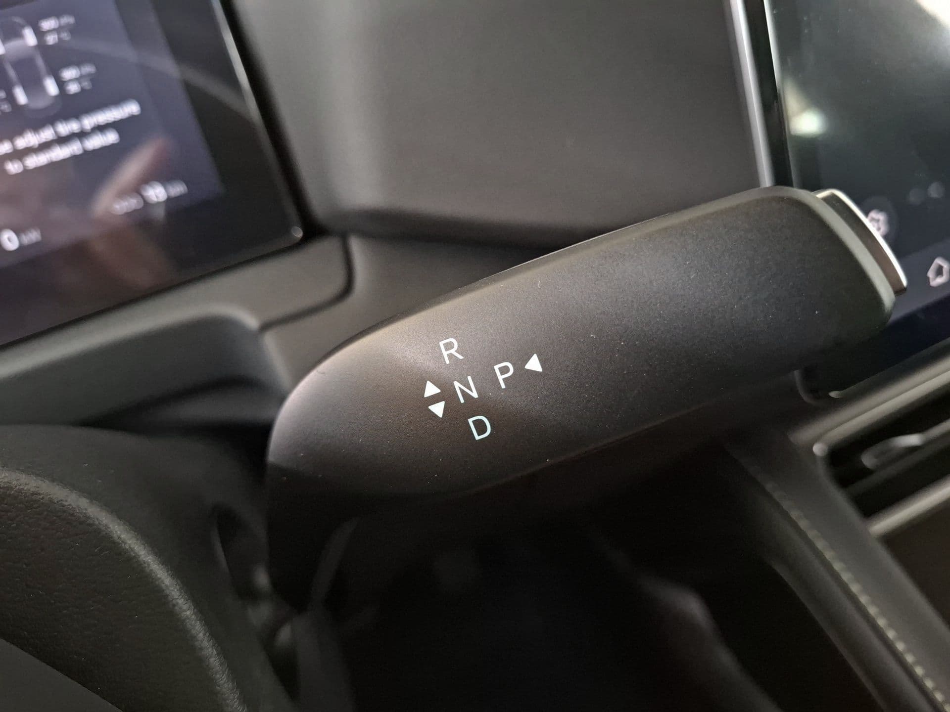BYD ATTO 2 - 12