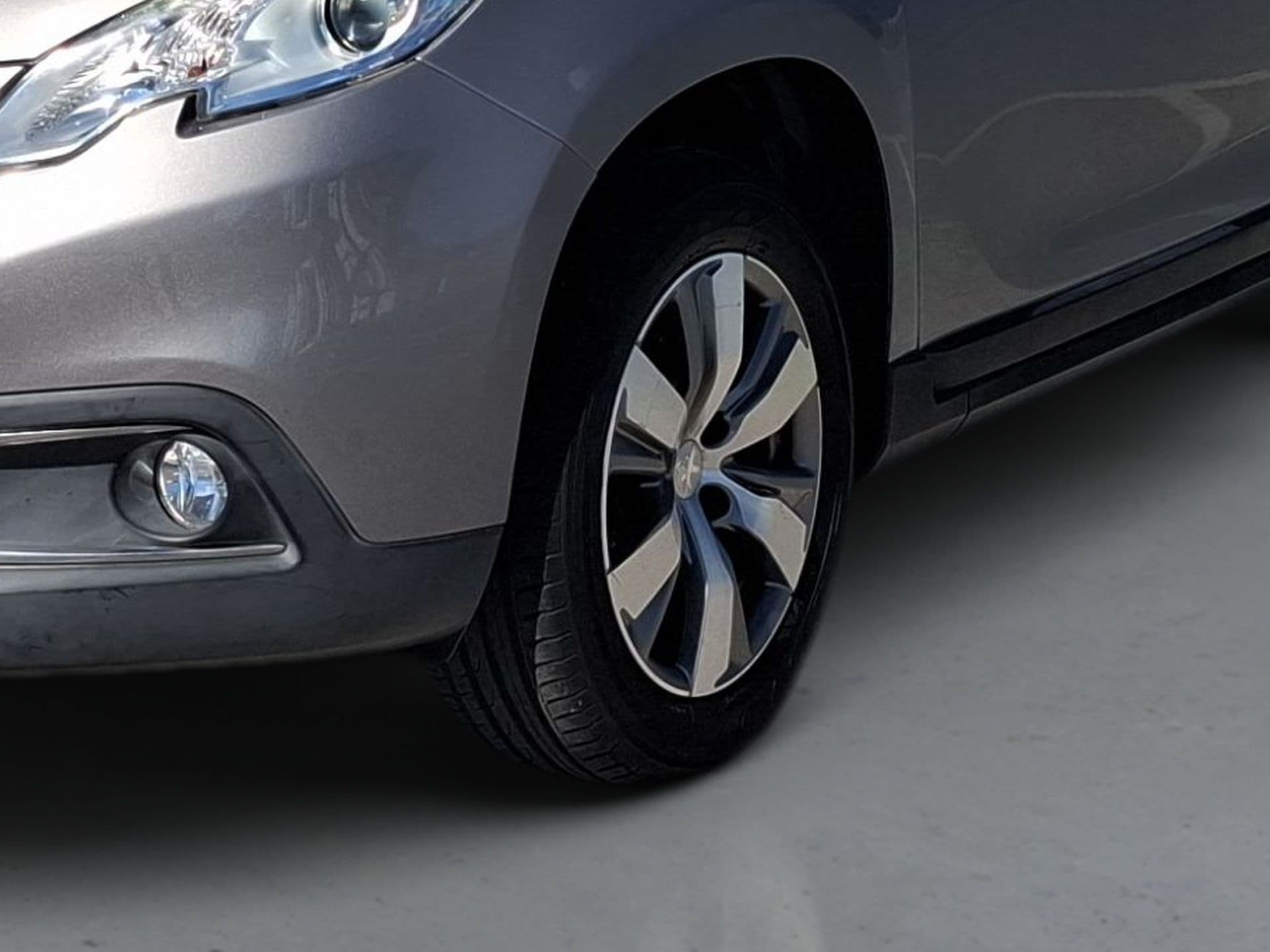 Peugeot 2008 - 3