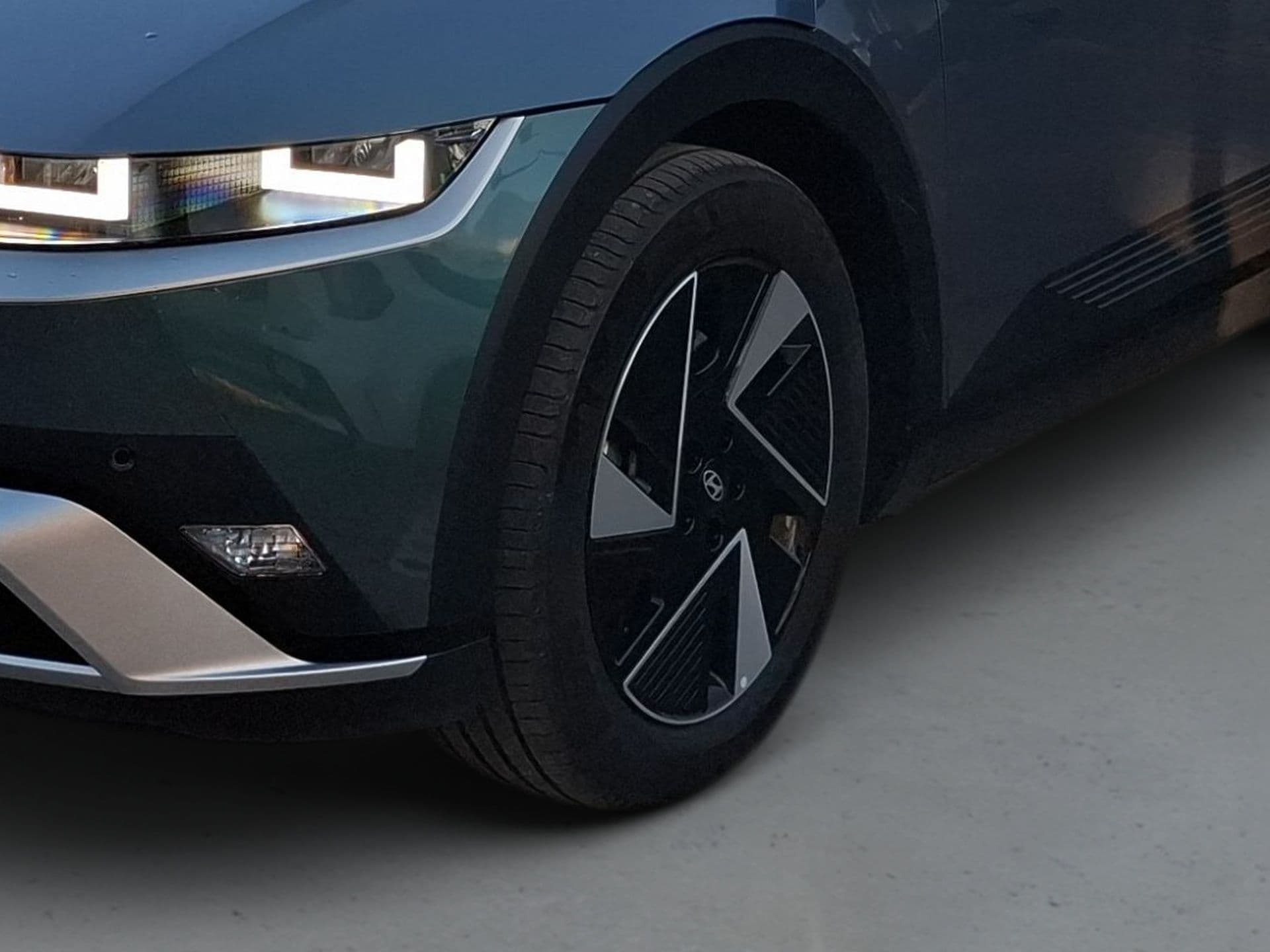 Hyundai IONIQ 5 - 2