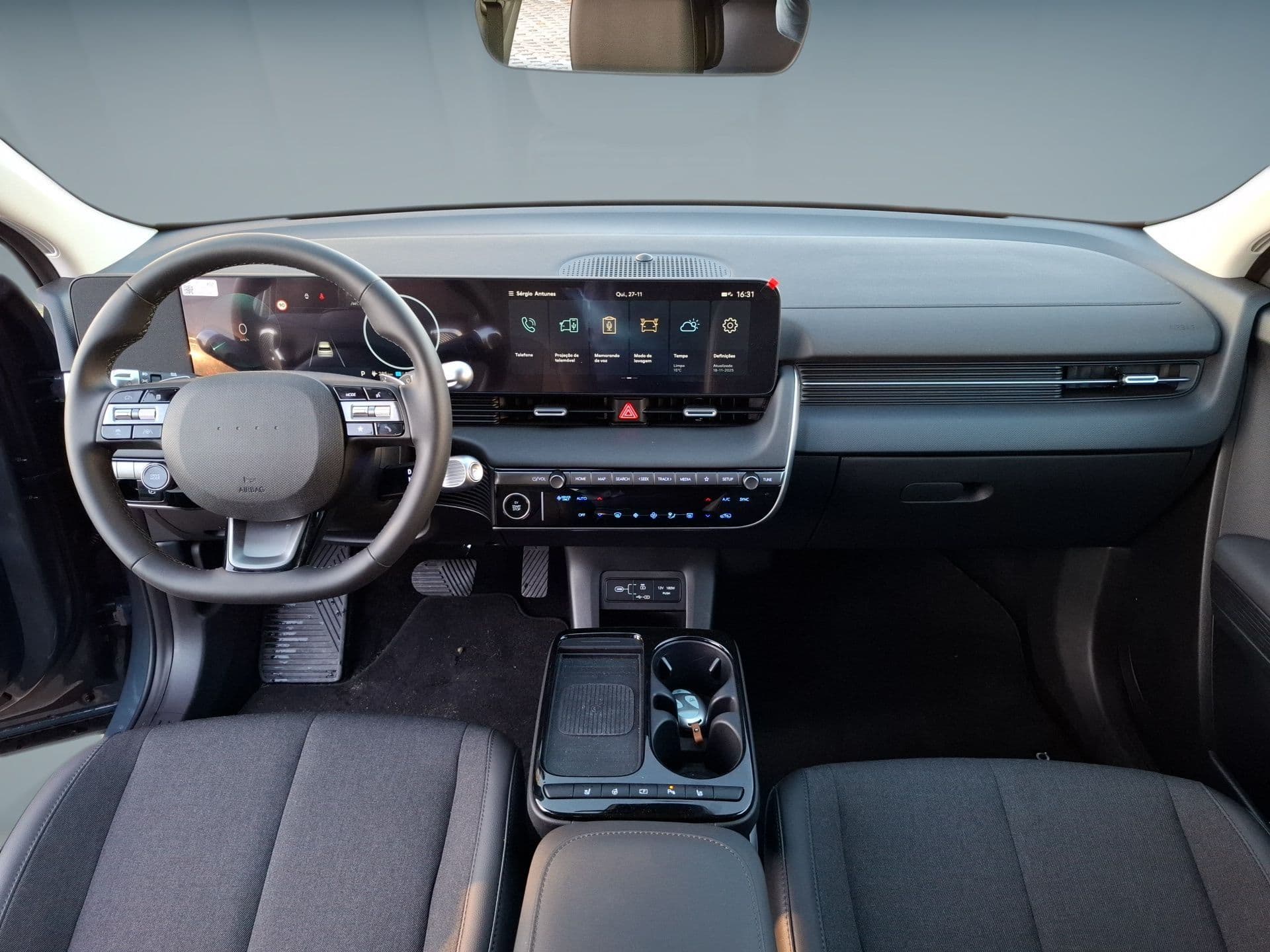 Hyundai IONIQ 5 - 12