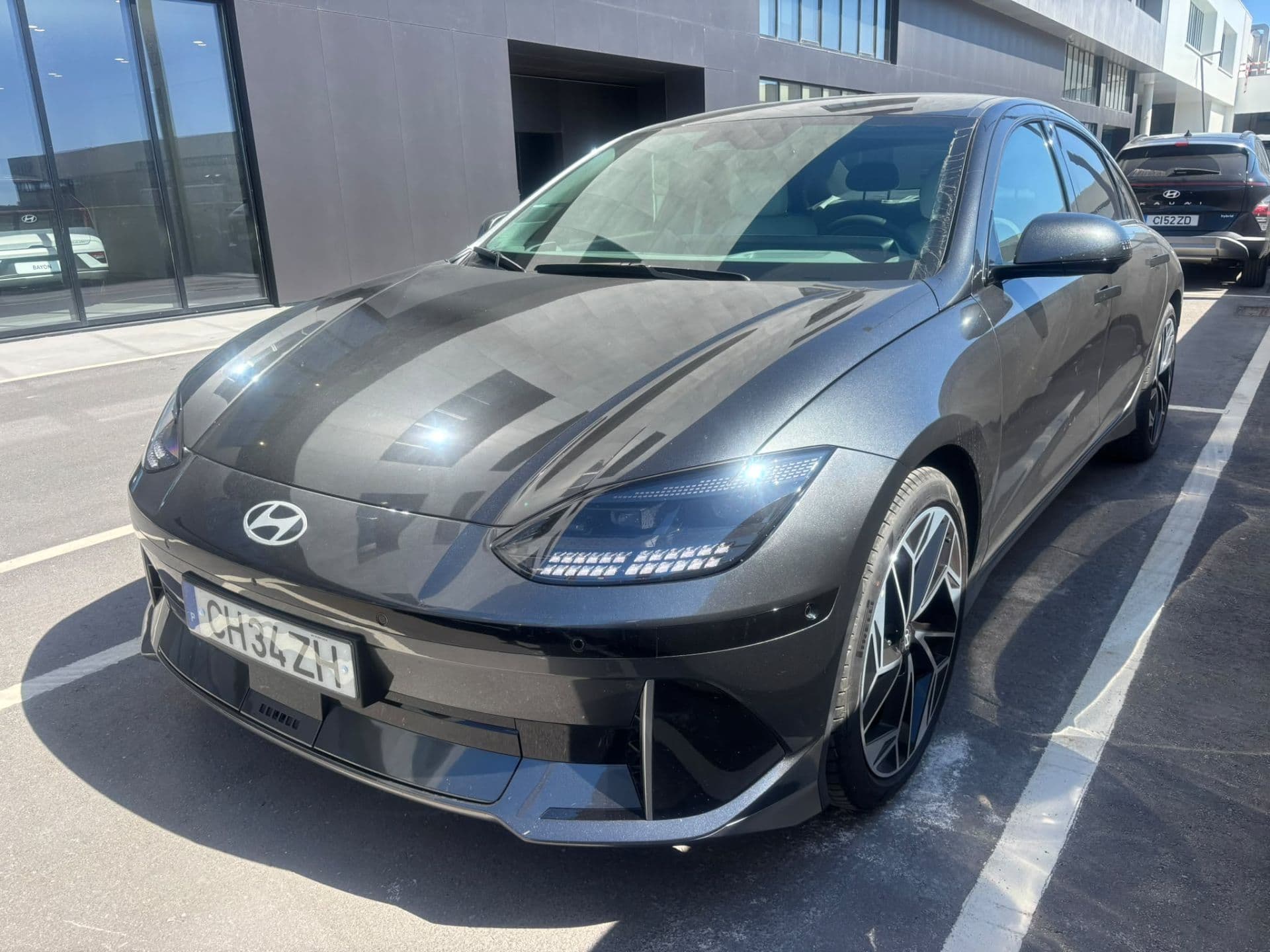 Hyundai IONIQ 6 - 2