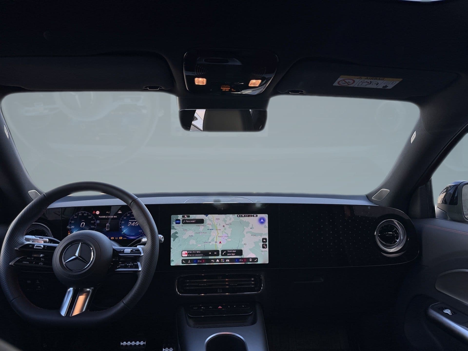Mercedes-Benz GLB - 9