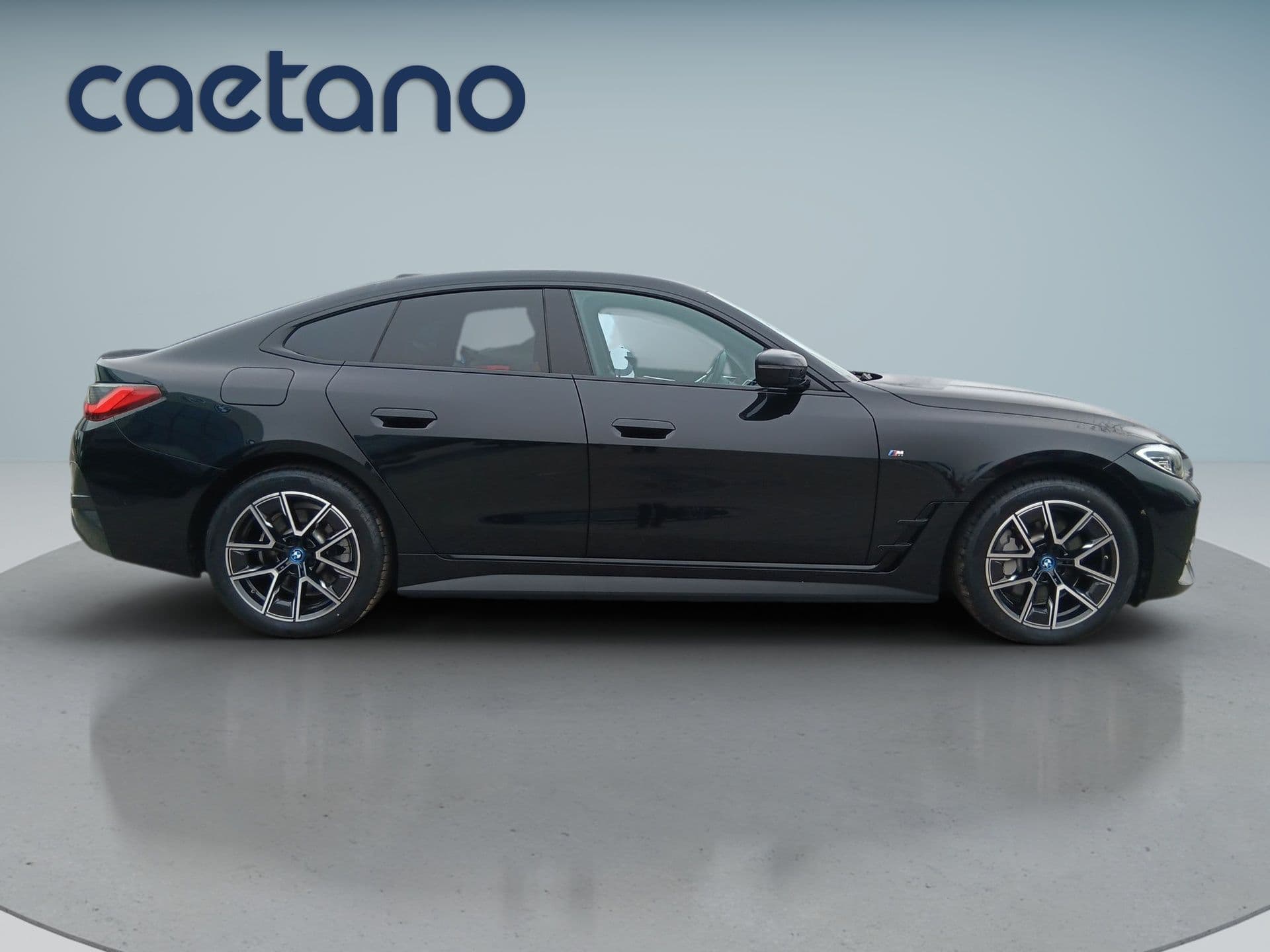BMW i4 - 8