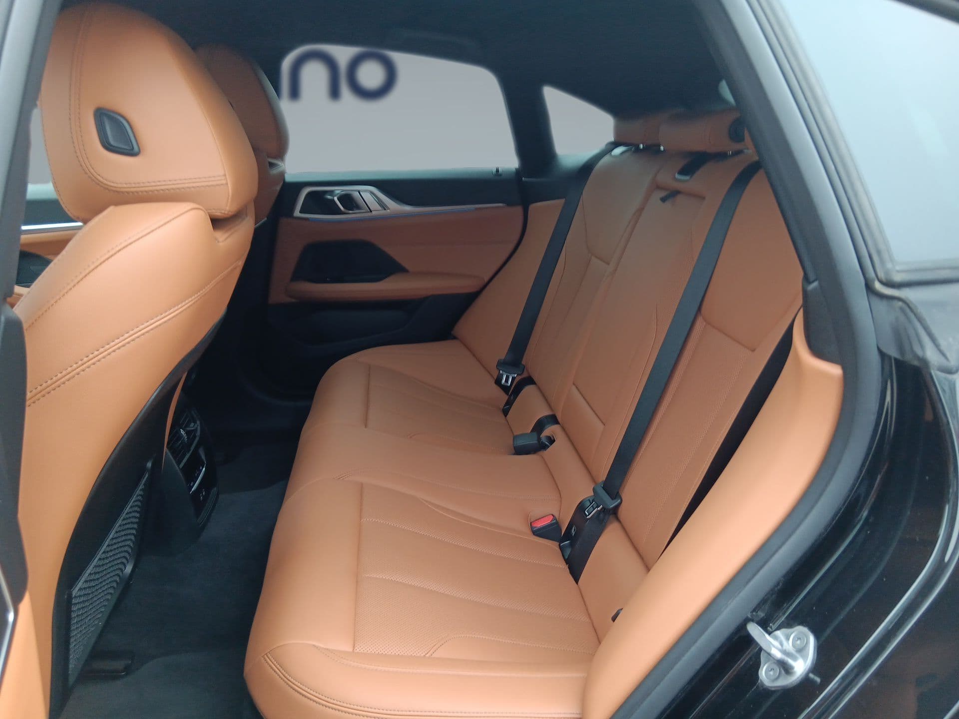 BMW i4 - 12