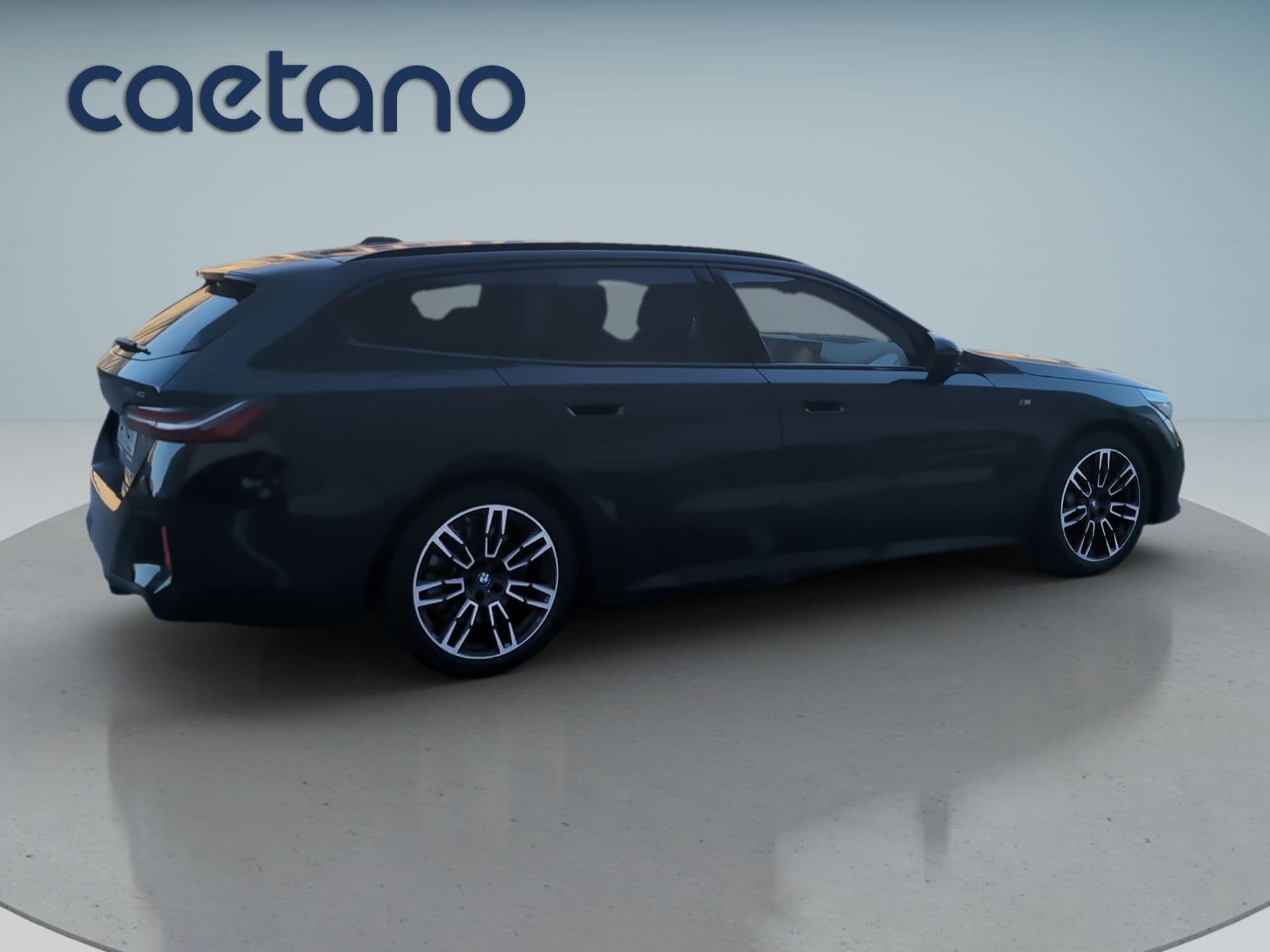 BMW i5 - 9