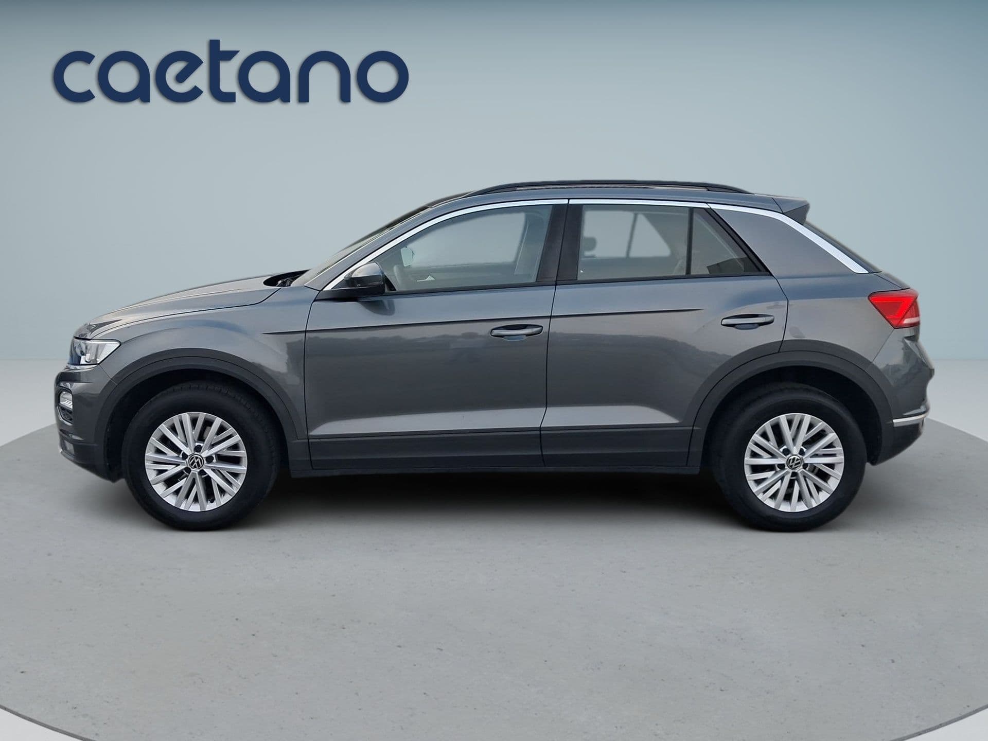 Volkswagen T-Roc - 6